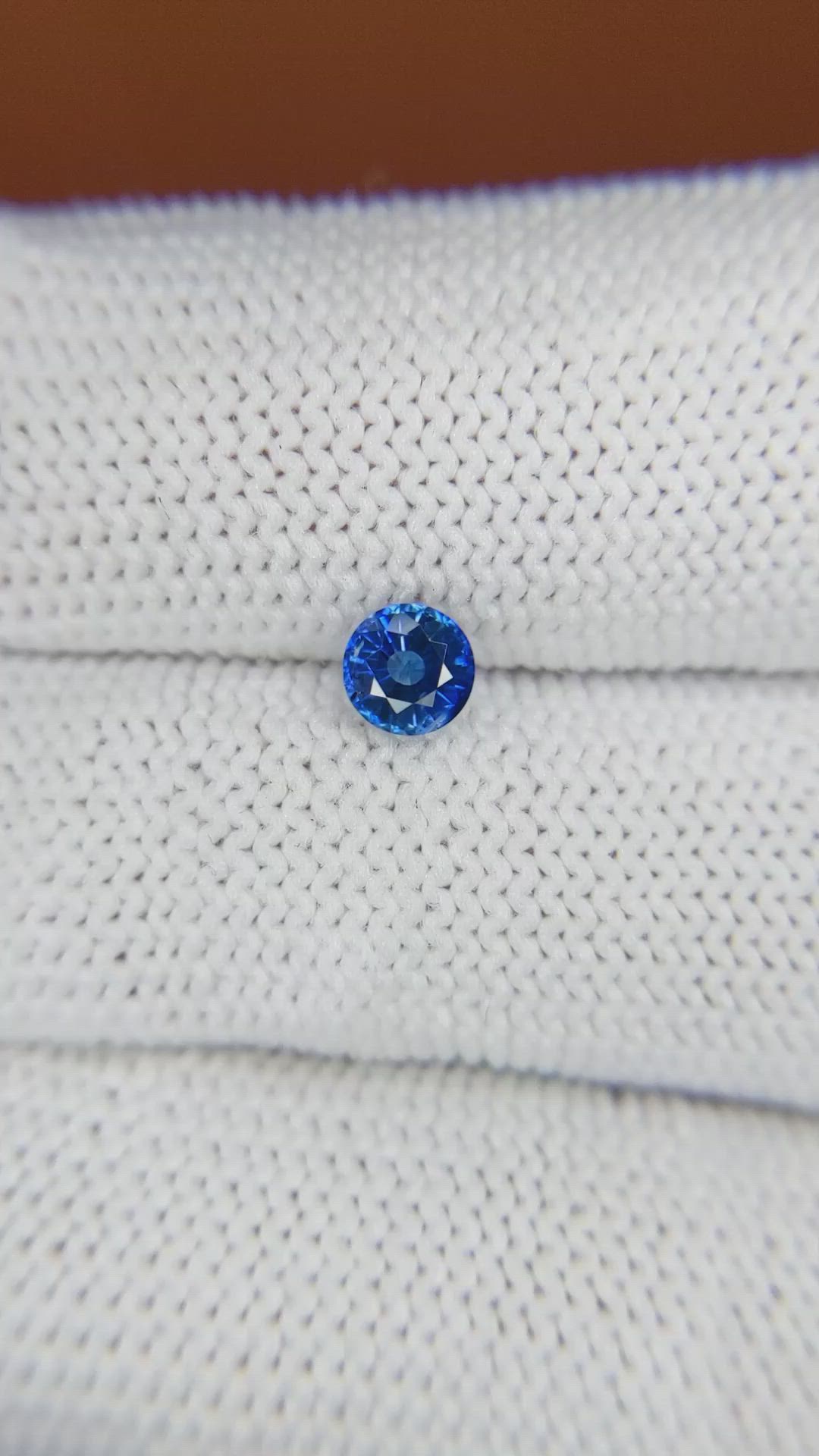 0.52 Ct. Blue Sapphire from Ceylon (Sri Lanka) Size Video
