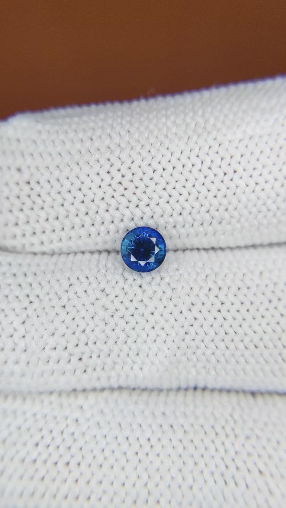 0.60 Ct. Blue Sapphire from Ceylon (Sri Lanka) Size Video