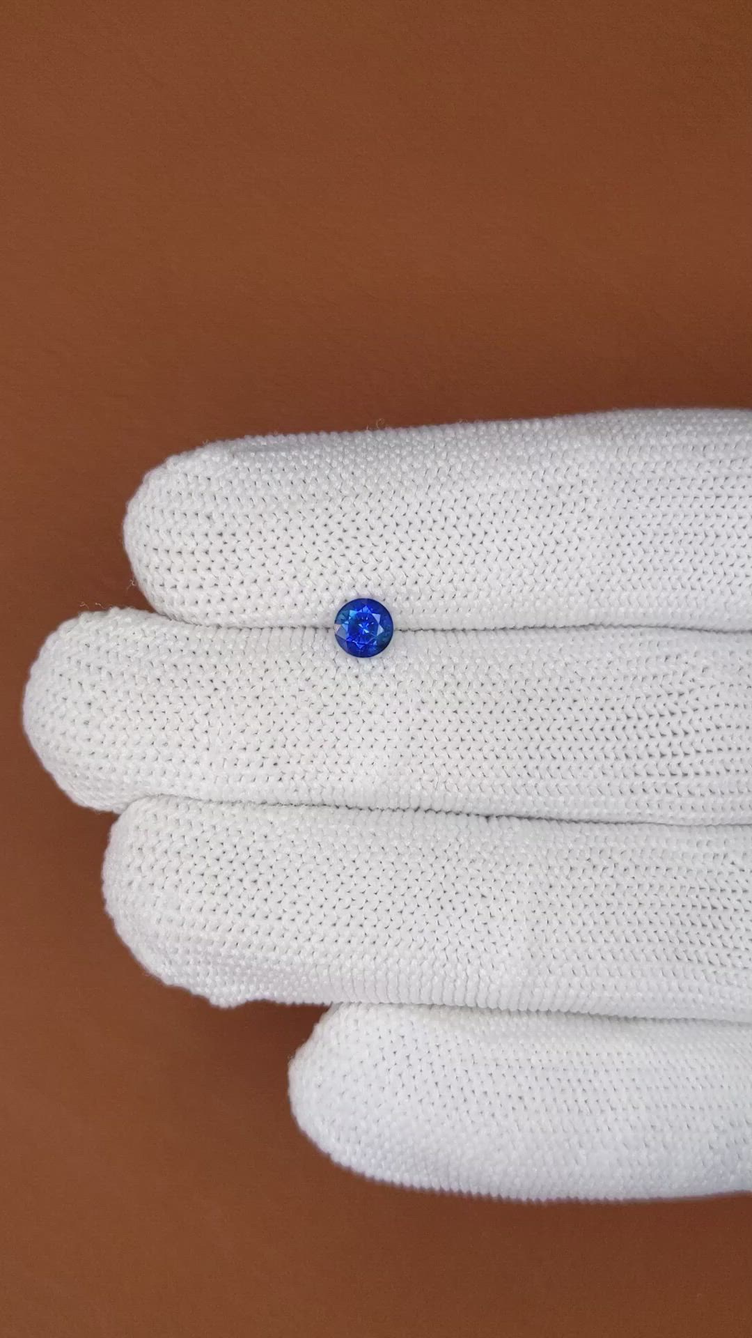 0.60 Ct. Blue Sapphire from Ceylon (Sri Lanka) Size Video