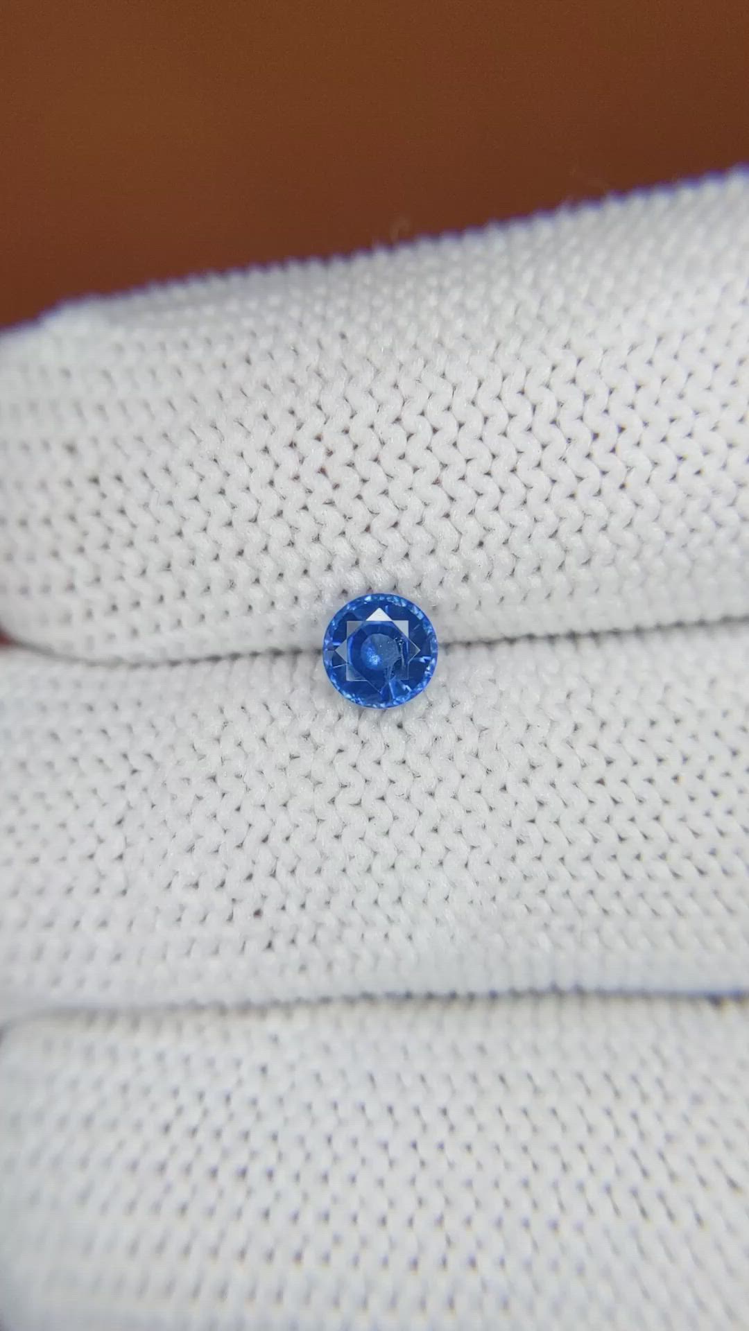 0.50 Ct. Blue Sapphire from Ceylon (Sri Lanka) Size Video