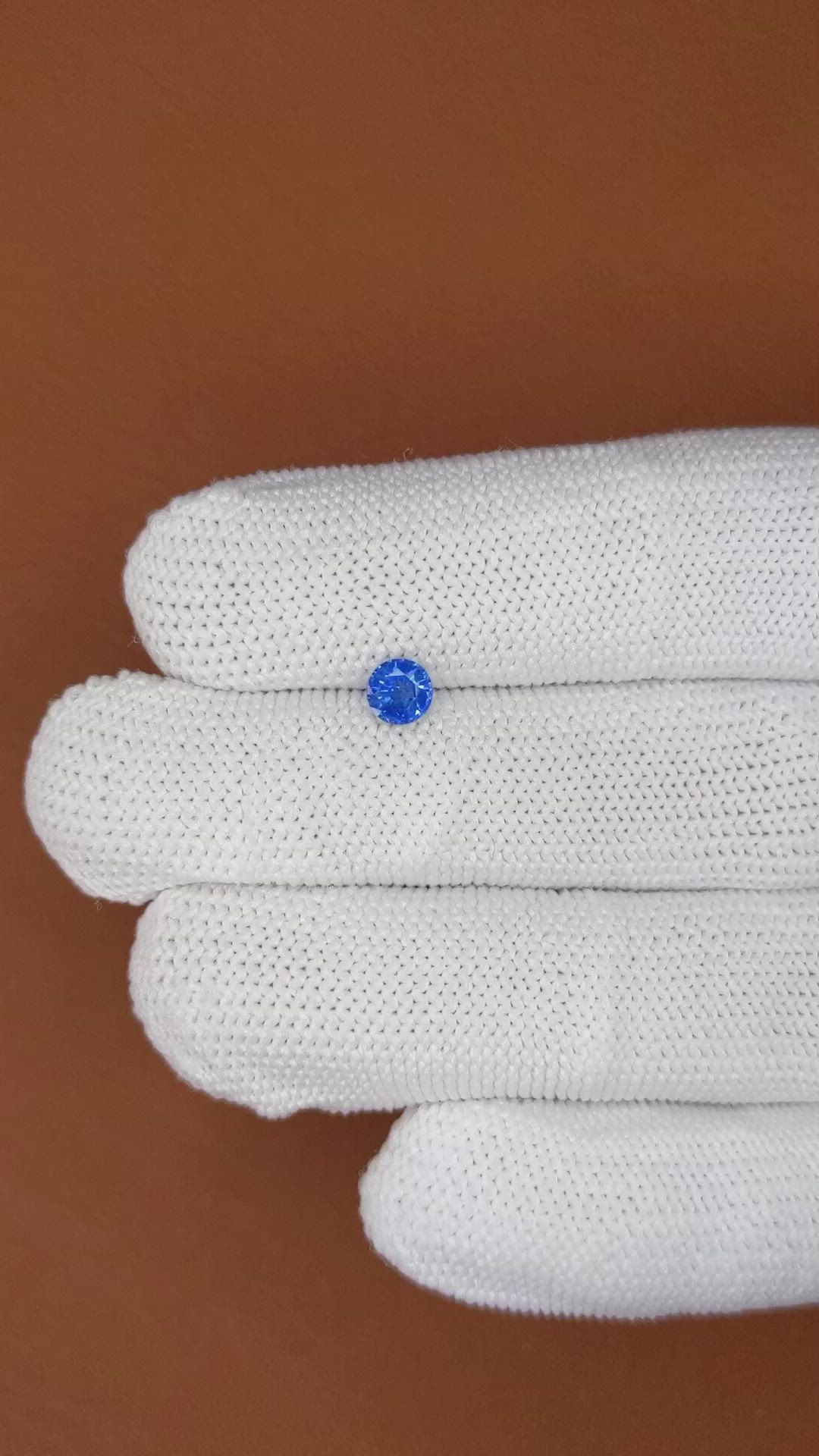 0.50 Ct. Blue Sapphire from Ceylon (Sri Lanka) Size Video