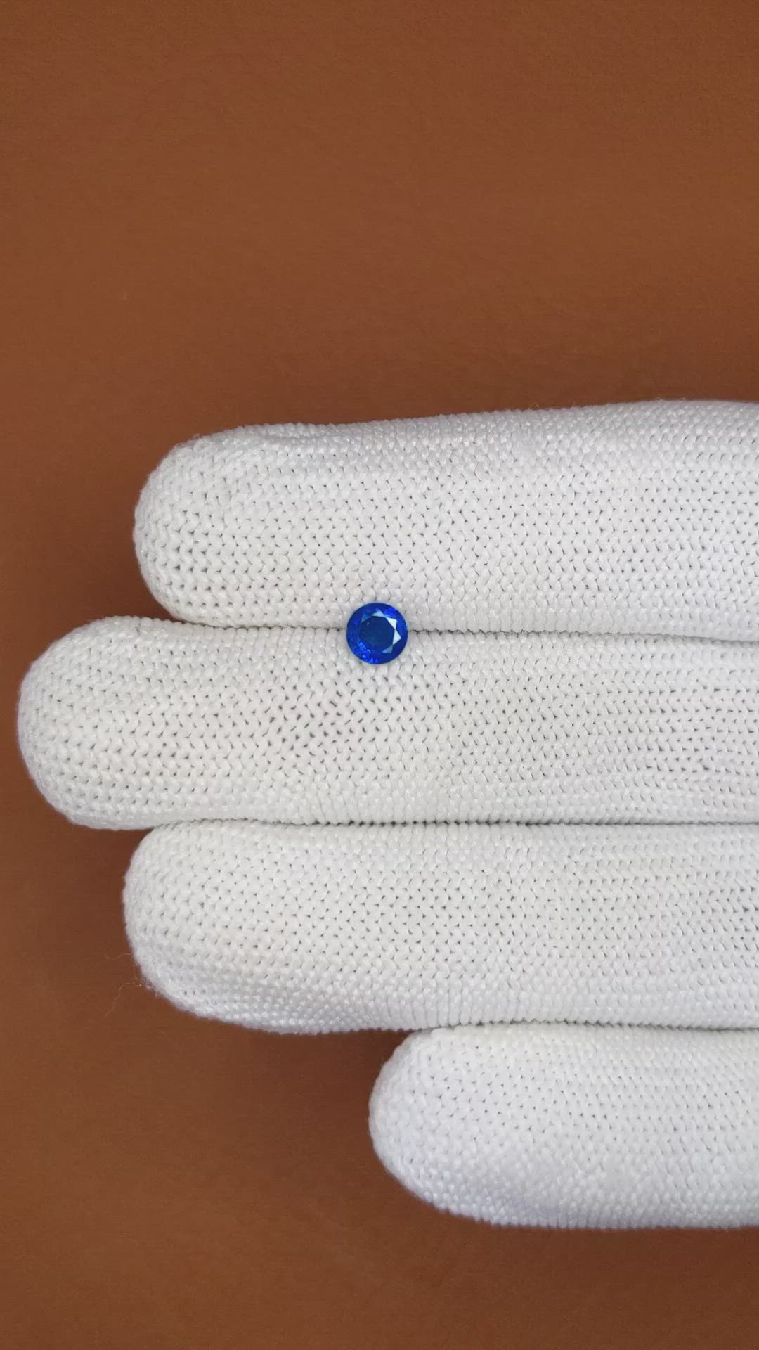 0.41 Ct. Blue Sapphire from Ceylon (Sri Lanka) Size Video