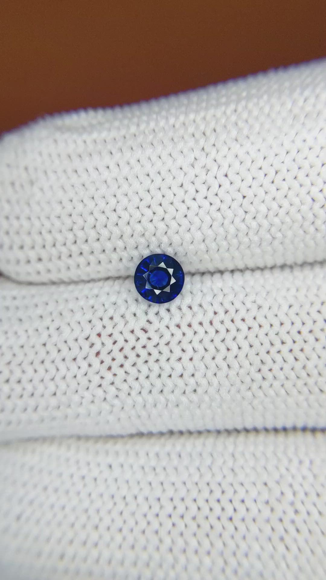 0.49 Ct. Blue Sapphire from Ceylon (Sri Lanka) Size Video