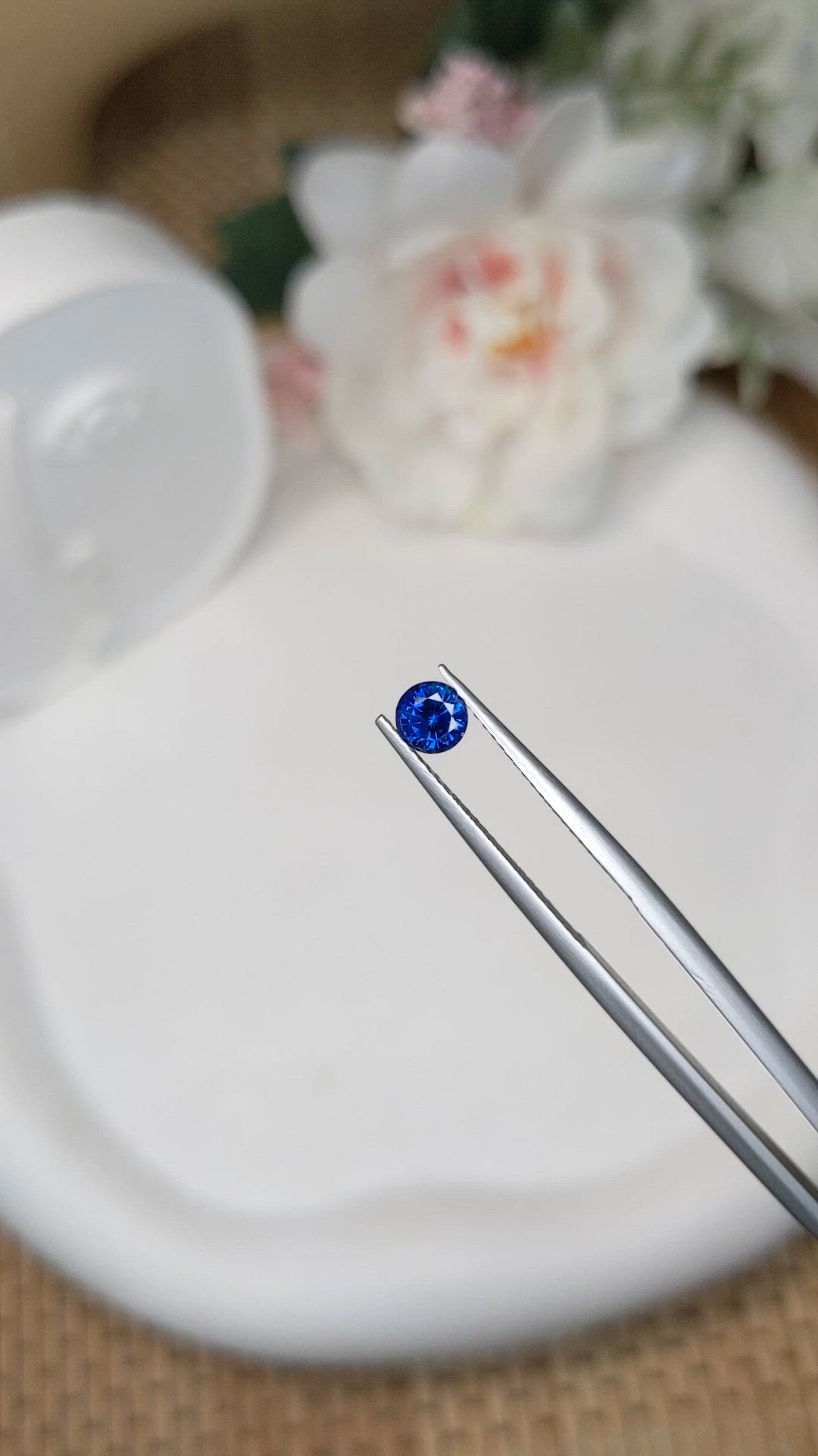 0.43 Ct. Blue Sapphire from Ceylon (Sri Lanka) Size Video