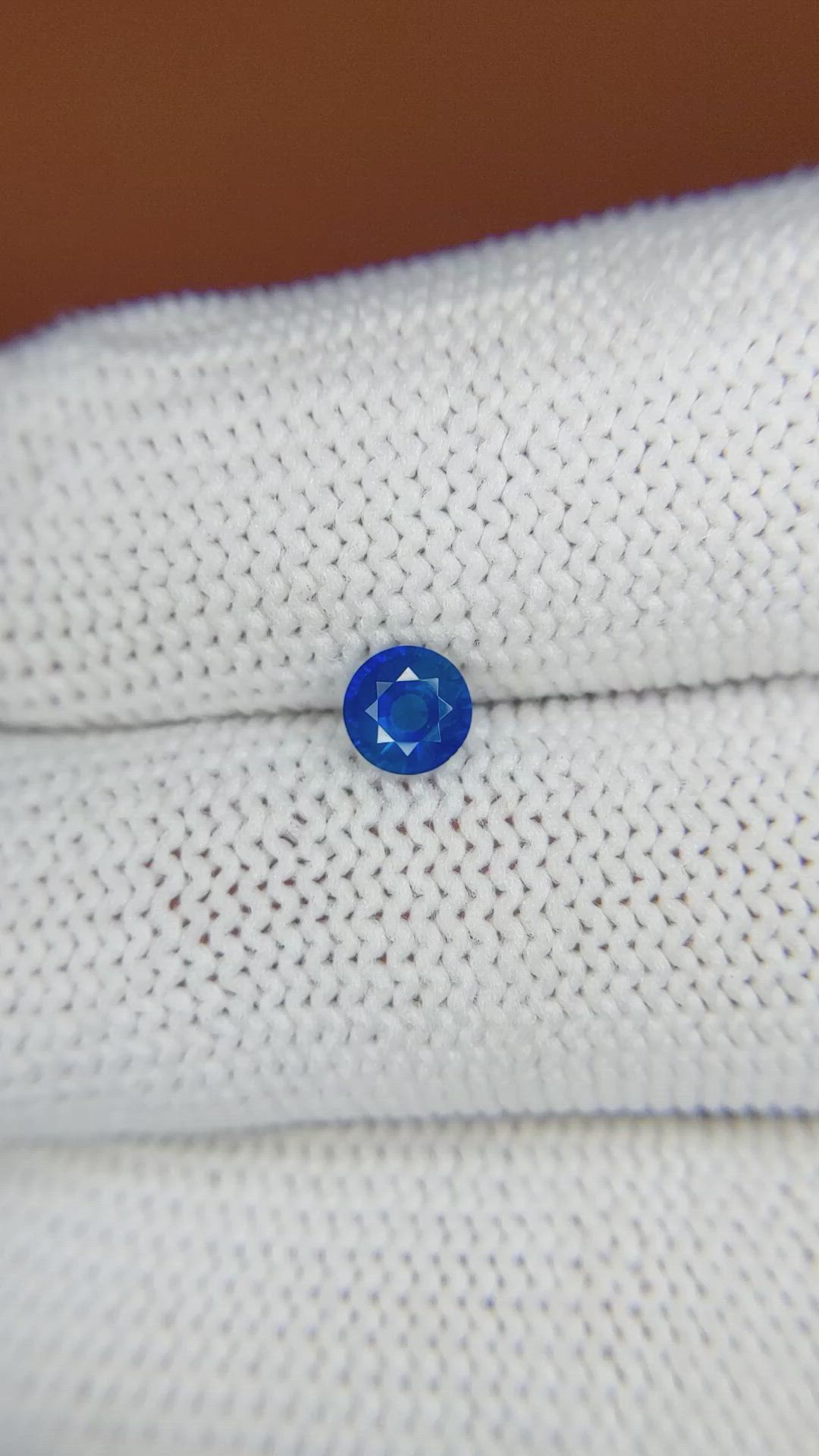 0.46 Ct. Blue Sapphire from Ceylon (Sri Lanka) Size Video