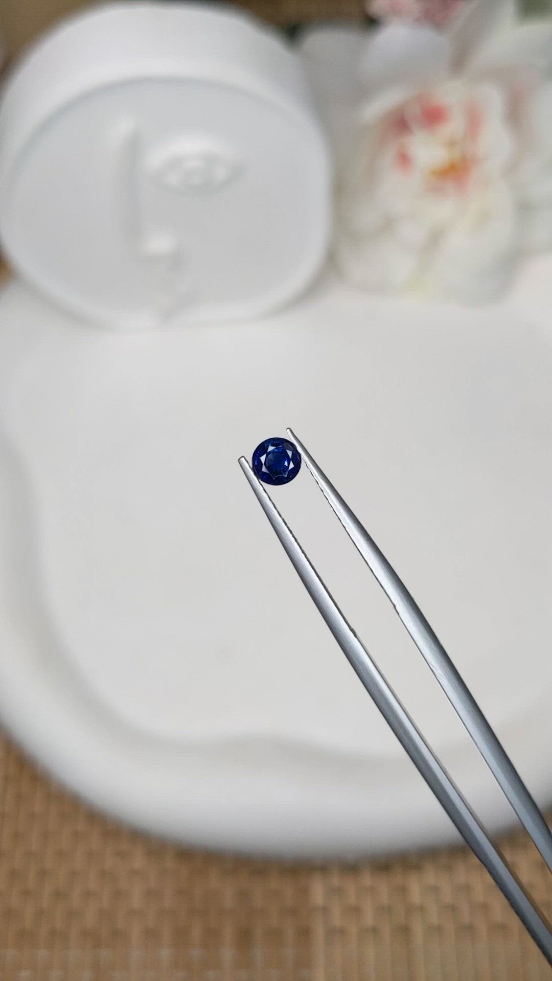 0.44 Ct. Blue Sapphire from Ceylon (Sri Lanka) Size Video