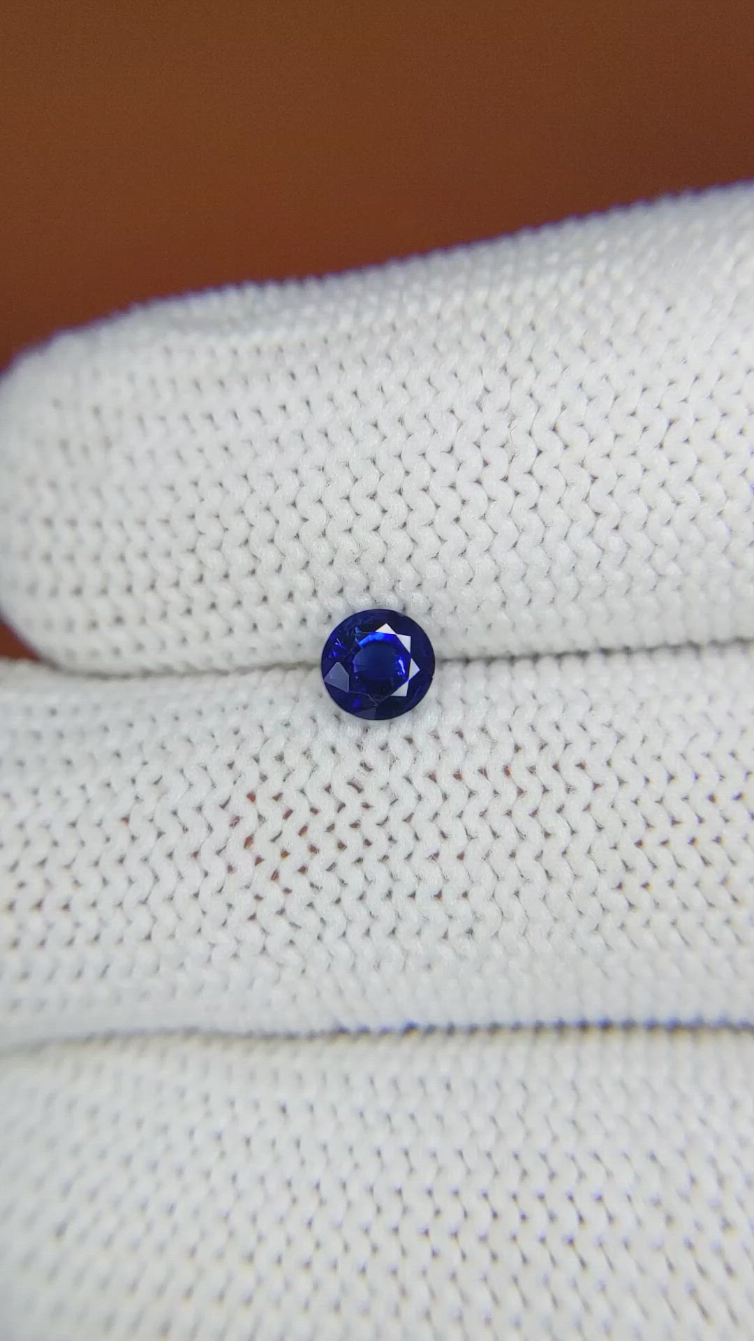 0.44 Ct. Blue Sapphire from Ceylon (Sri Lanka) Size Video