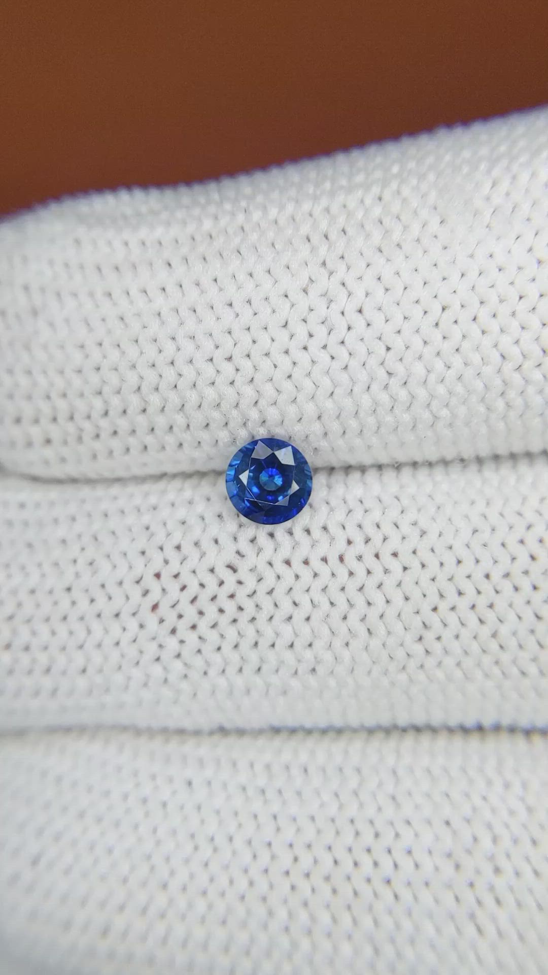 0.50 Ct. Blue Sapphire from Ceylon (Sri Lanka) Size Video