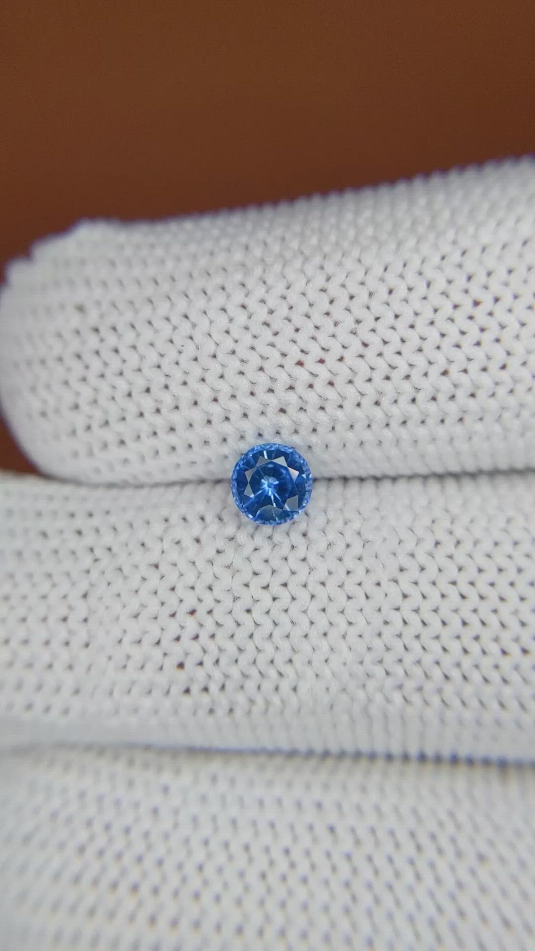 0.51 Ct. Blue Sapphire from Ceylon (Sri Lanka) Size Video