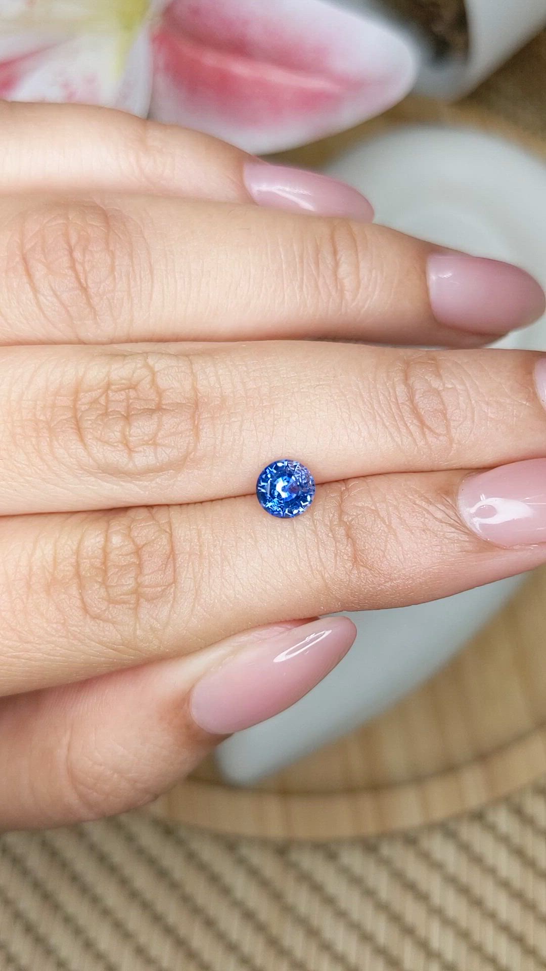 0.81 Ct. Blue Sapphire from Ceylon (Sri Lanka) Size Video