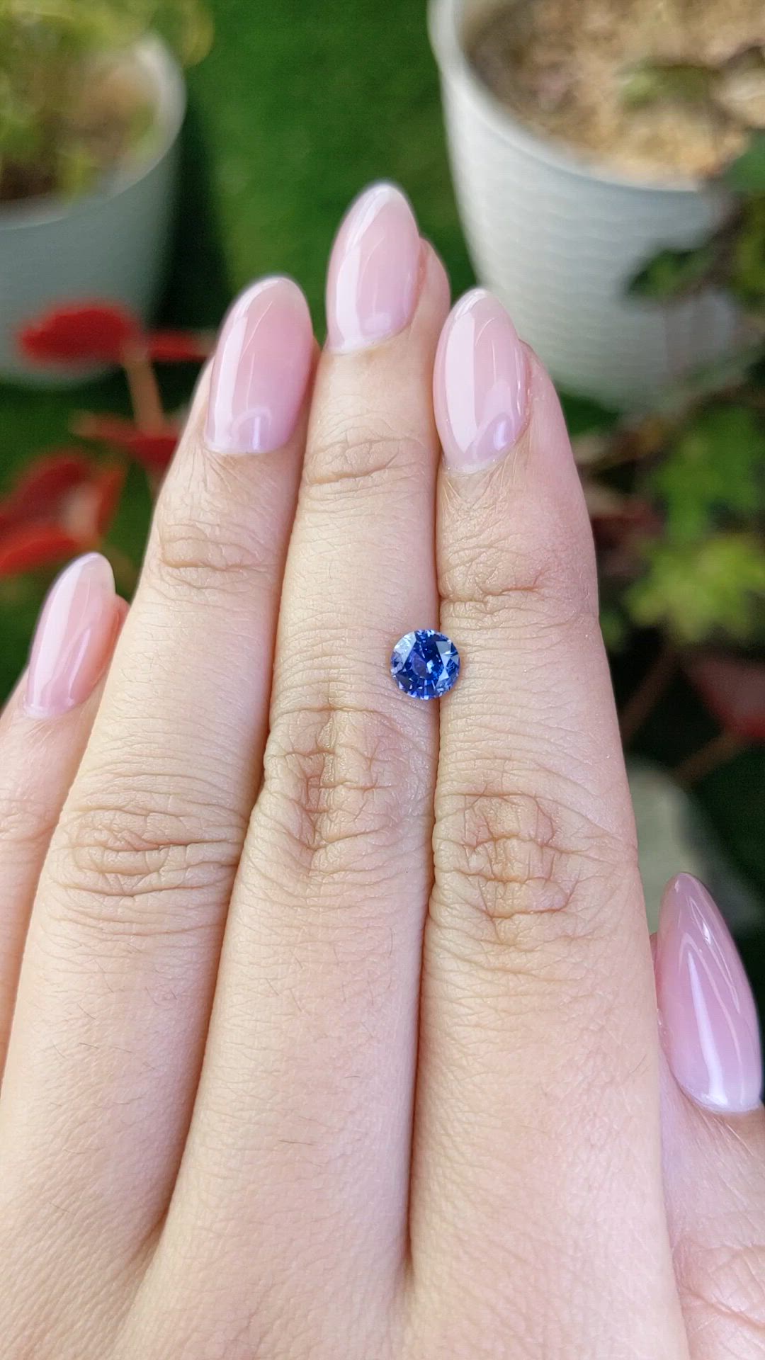 0.81 Ct. Blue Sapphire from Ceylon (Sri Lanka) Size Video