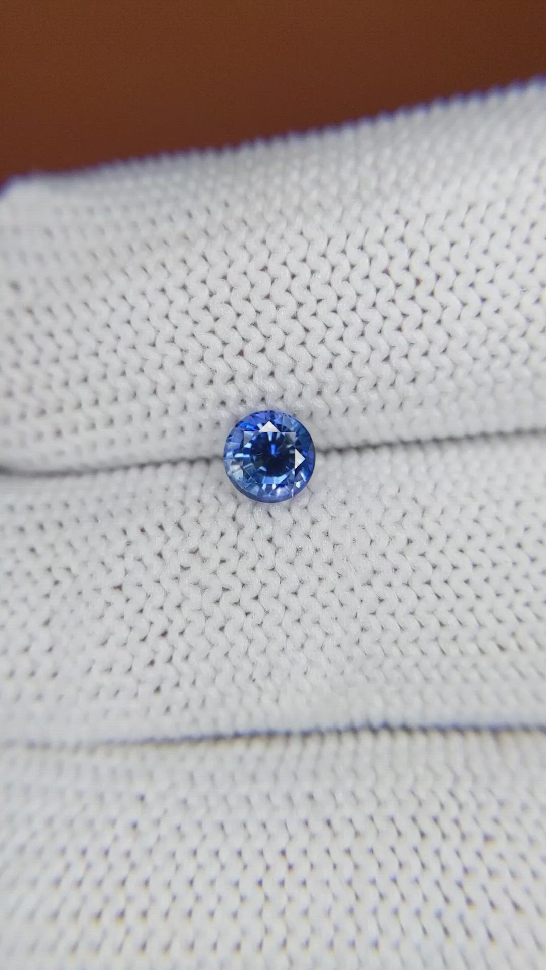 0.61 Ct. Blue Sapphire from Ceylon (Sri Lanka) Size Video