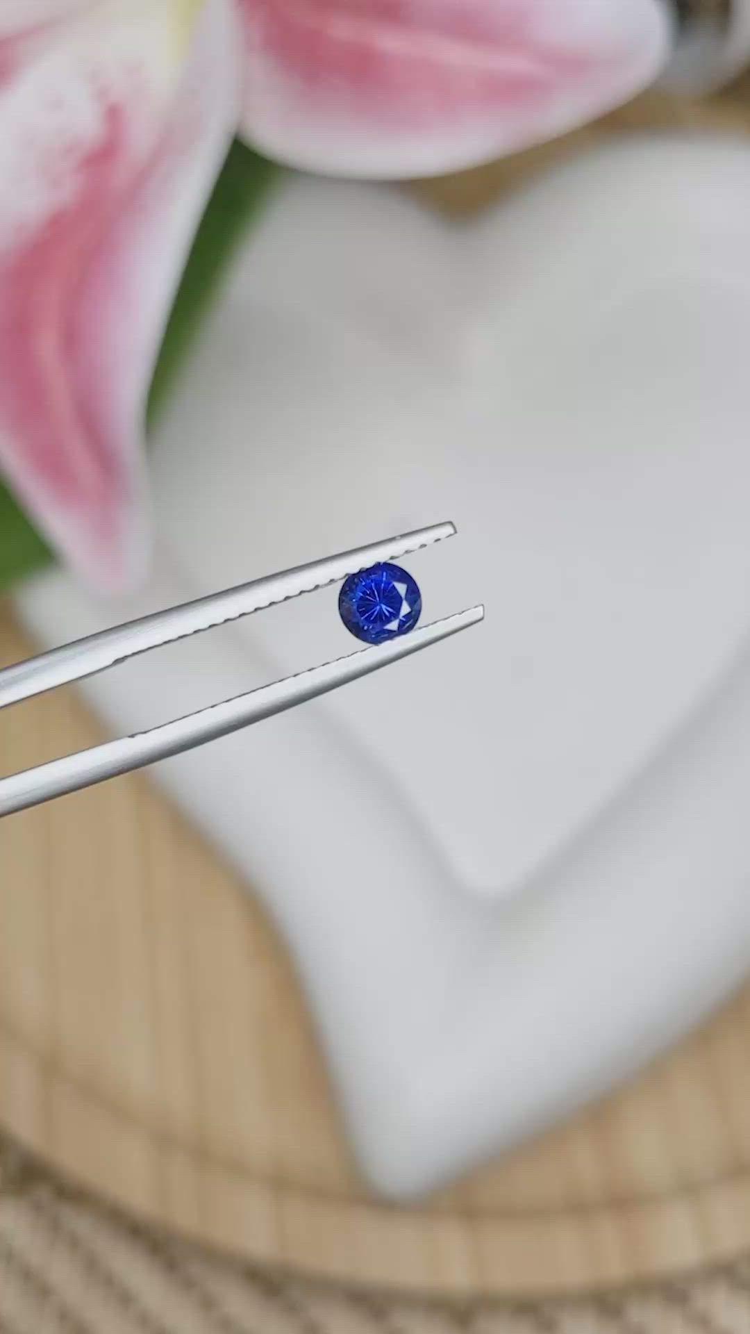 0.51 Ct. Blue Sapphire from Ceylon (Sri Lanka) Size Video
