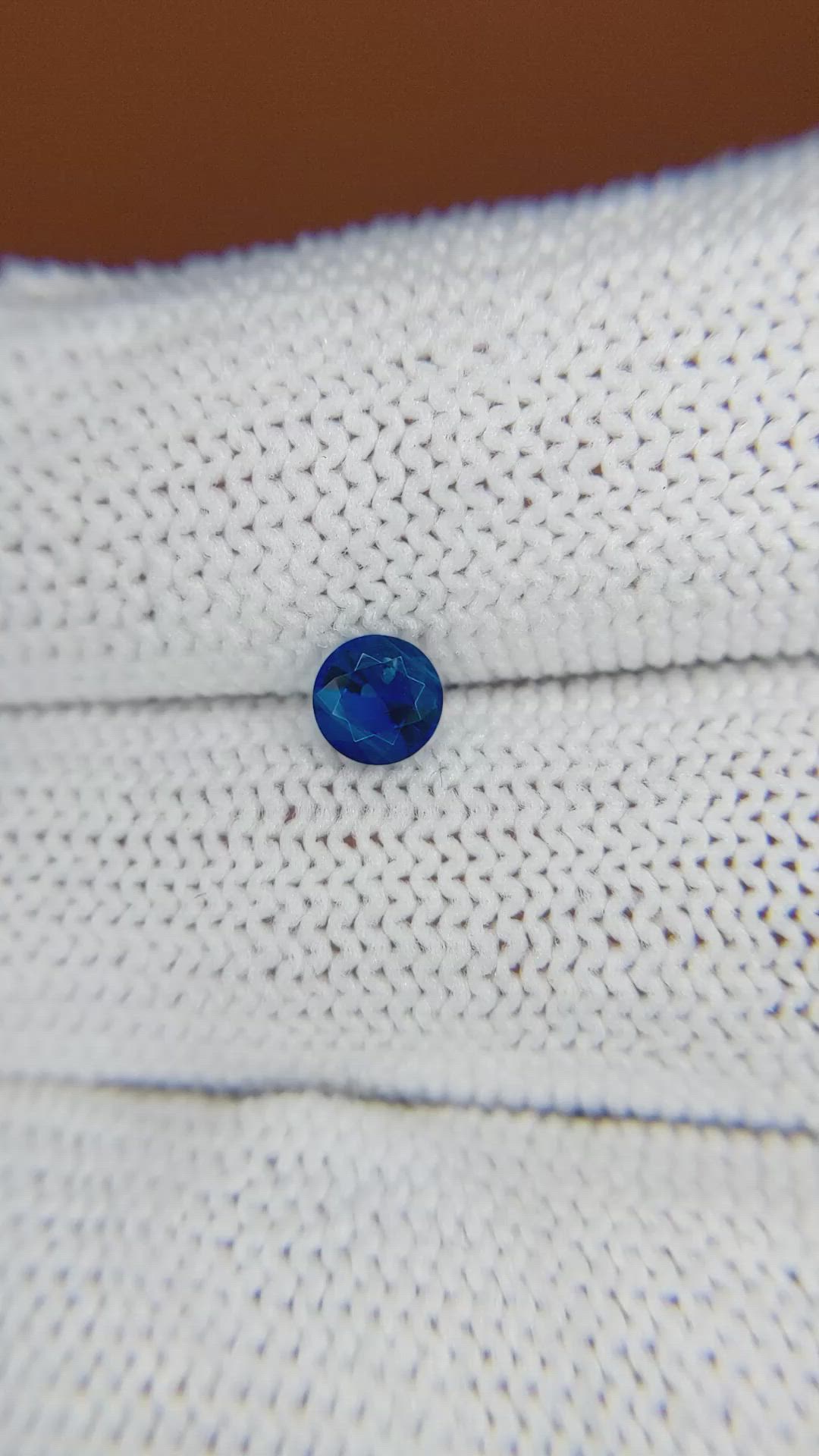 0.56 Ct. Blue Sapphire from Ceylon (Sri Lanka) Size Video