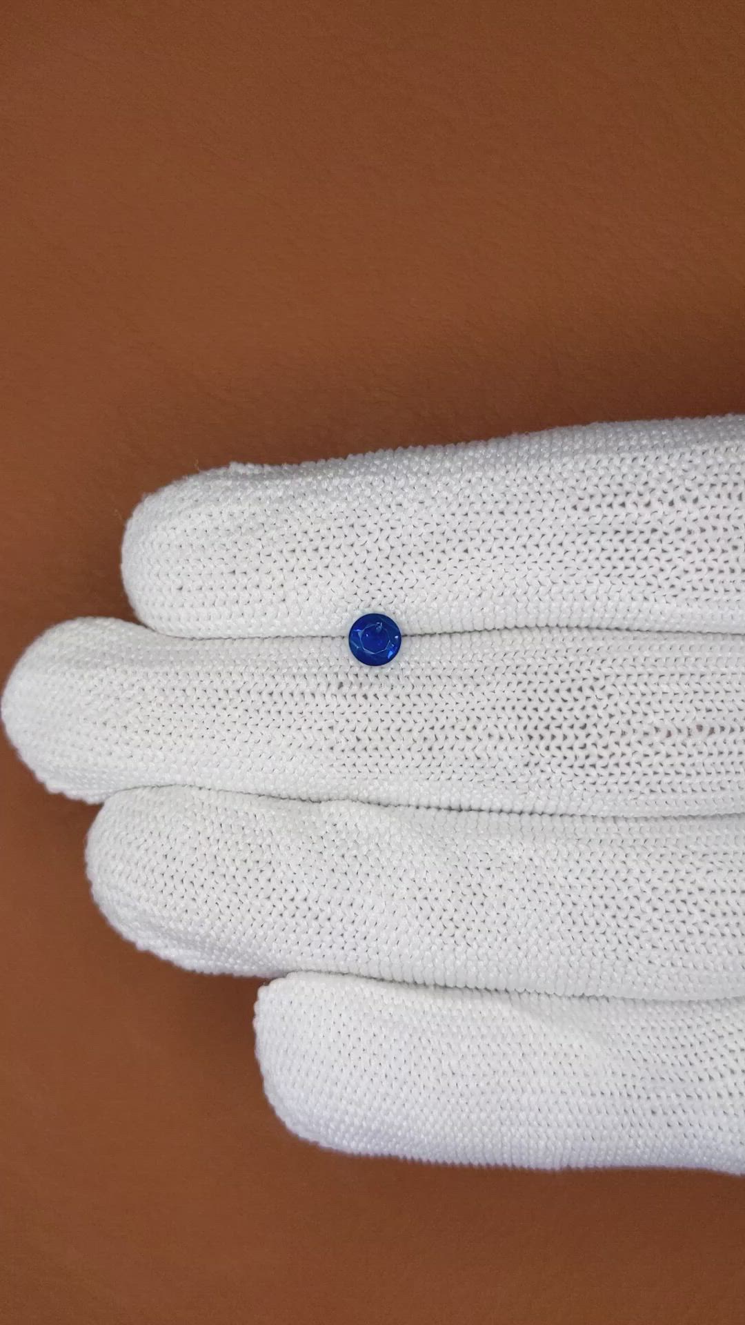 0.56 Ct. Blue Sapphire from Ceylon (Sri Lanka) Size Video