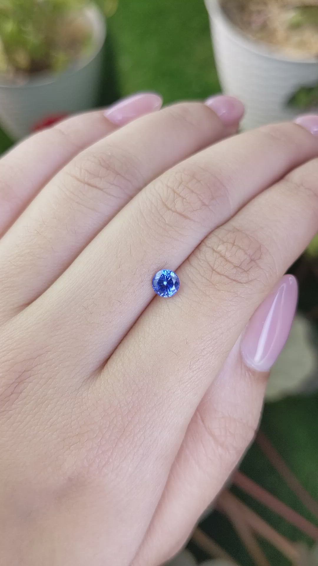 0.65 Ct. Blue Sapphire from Ceylon (Sri Lanka) Size Video