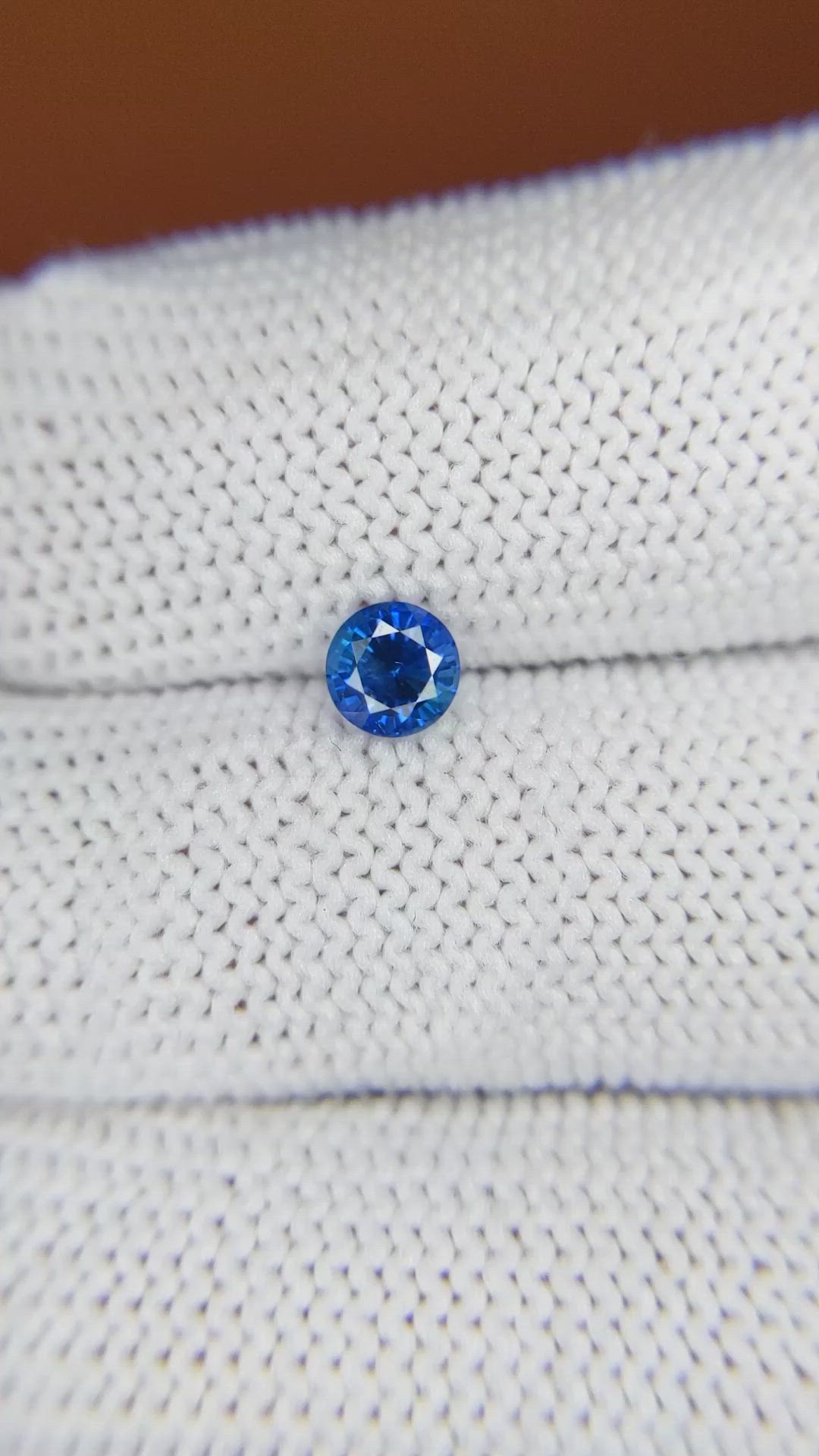 0.50 Ct. Blue Sapphire from Ceylon (Sri Lanka) Size Video