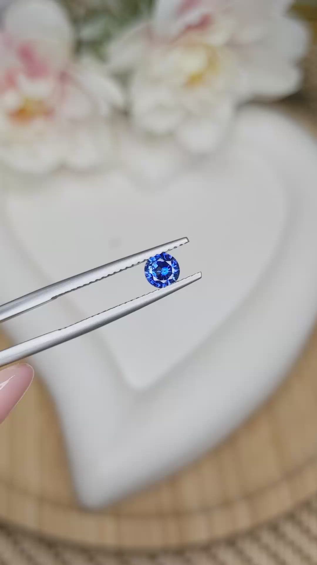 0.46 Ct. Blue Sapphire from Ceylon (Sri Lanka) Size Video