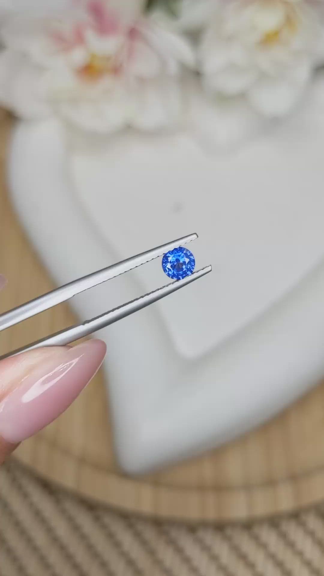 0.49 Ct. Blue Sapphire from Ceylon (Sri Lanka) Size Video
