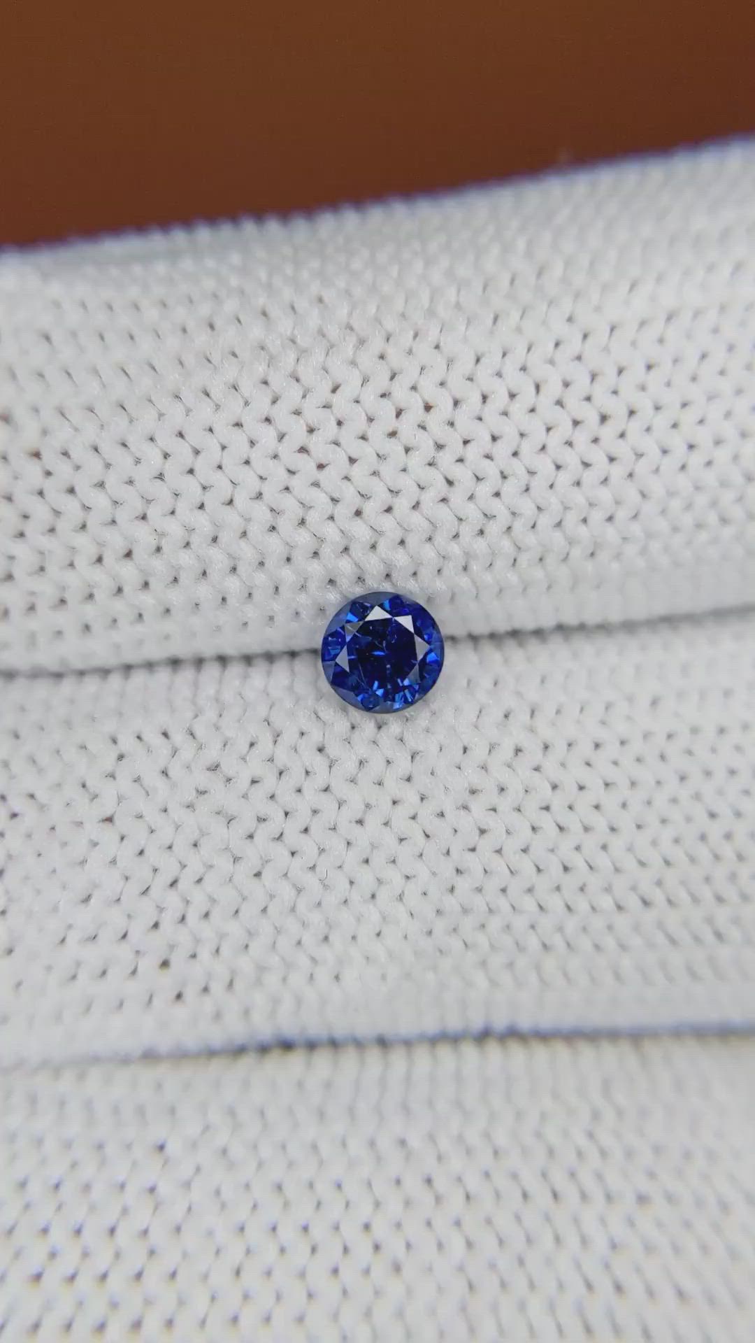 0.50 Ct. Blue Sapphire from Ceylon (Sri Lanka) Size Video
