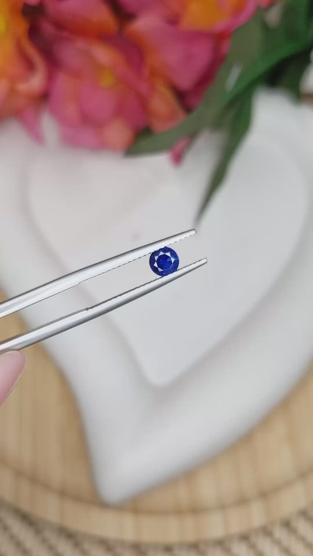 0.50 Ct. Blue Sapphire from Ceylon (Sri Lanka) Size Video