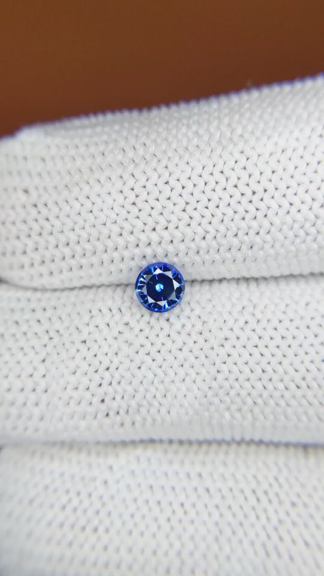 0.45 Ct. Blue Sapphire from Ceylon (Sri Lanka) Size Video