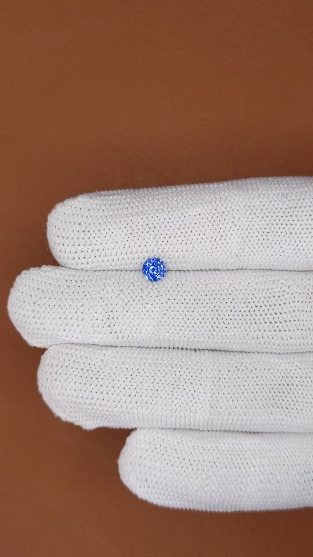 0.41 Ct. Blue Sapphire from Ceylon (Sri Lanka) Size Video