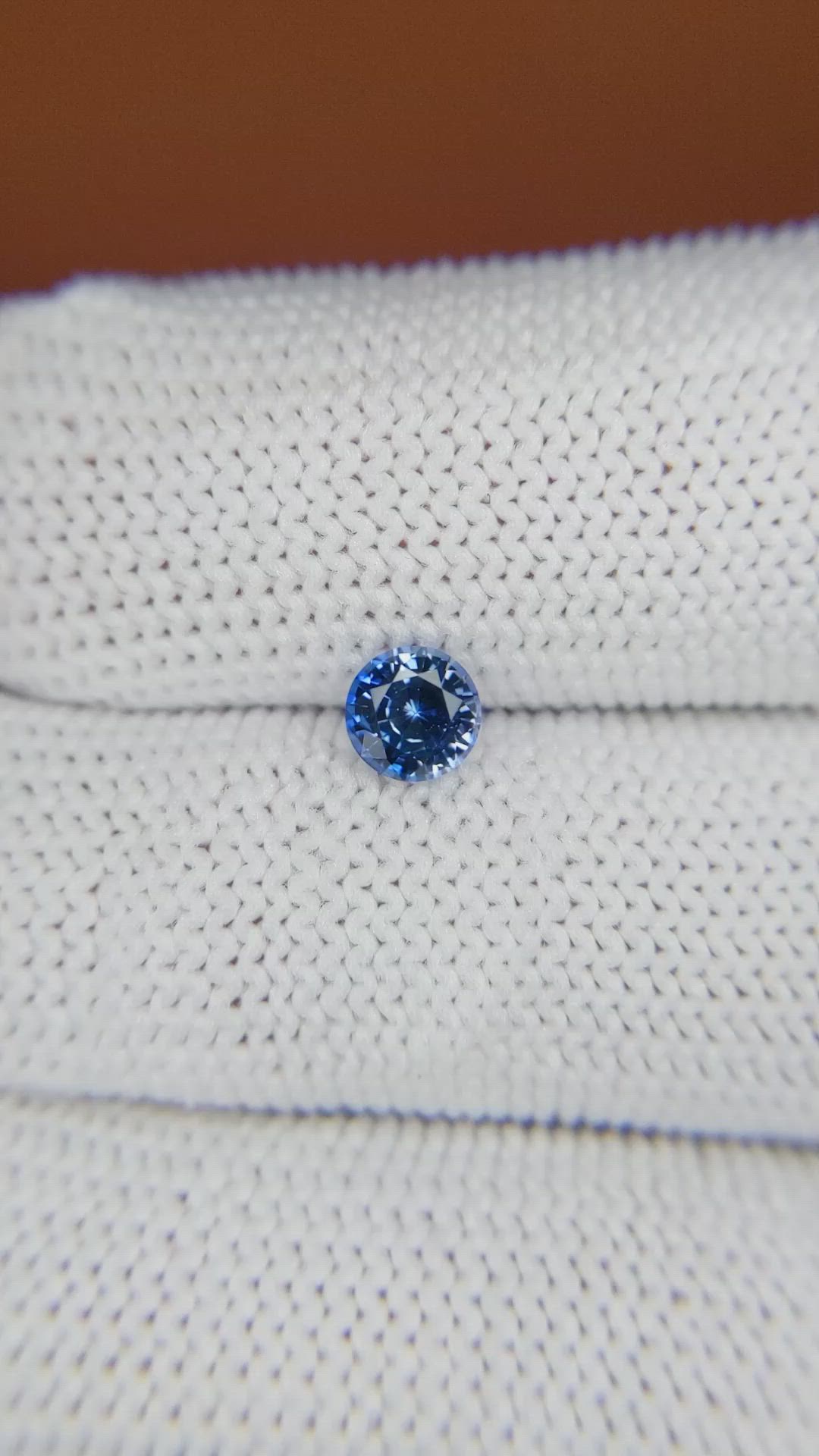 0.60 Ct. Blue Sapphire from Ceylon (Sri Lanka) Size Video