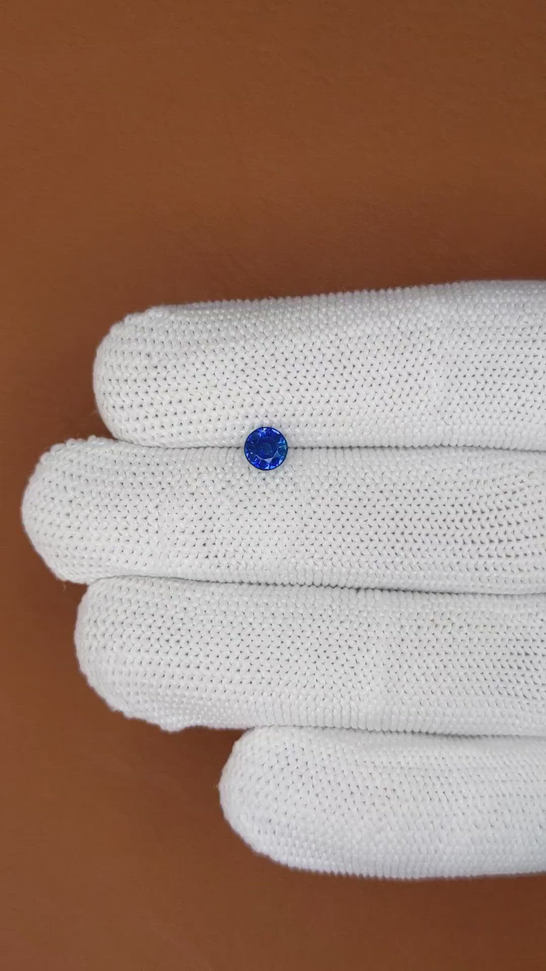 0.54 Ct. Blue Sapphire from Ceylon (Sri Lanka) Size Video