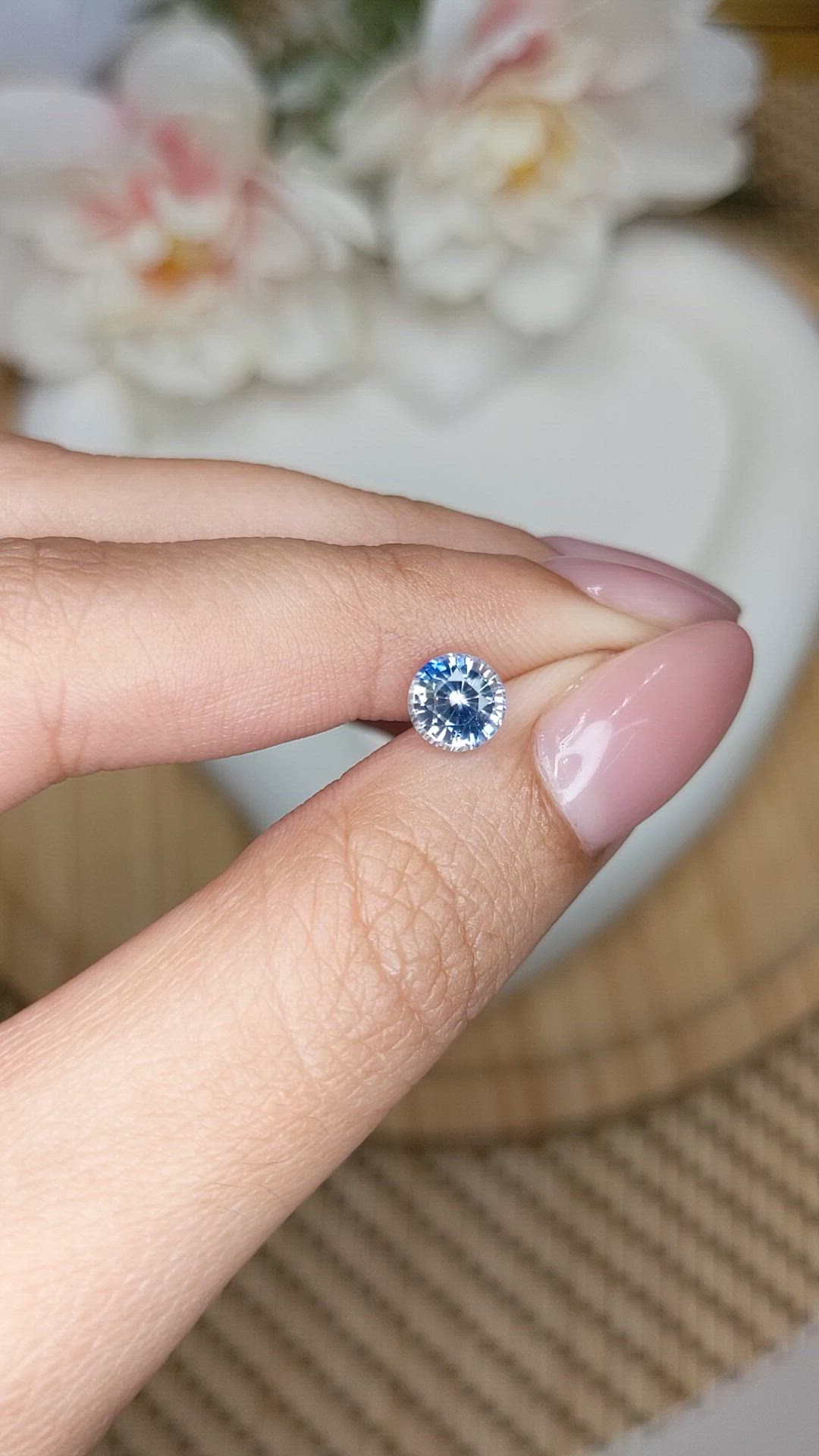 1.27 Ct. Bi Color / Parti Sapphire from Ceylon (Sri Lanka) Size Video