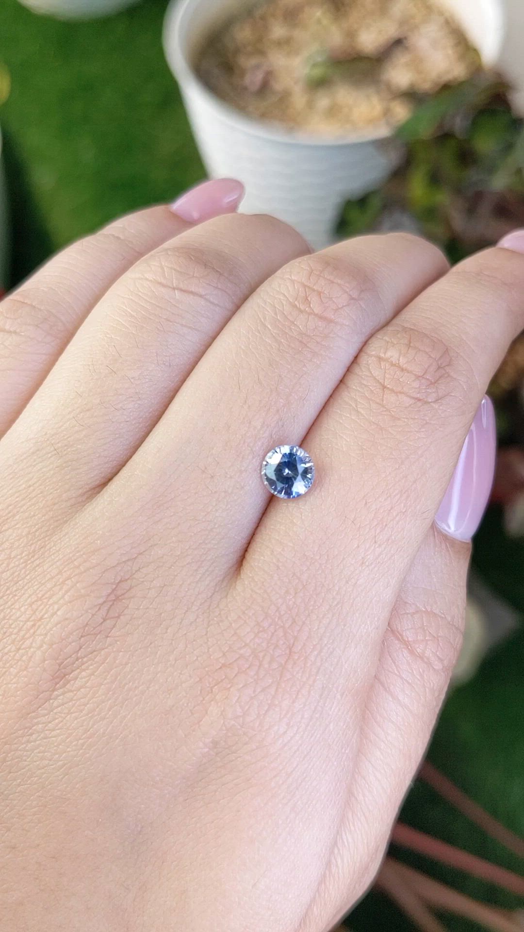 1.27 Ct. Bi Color / Parti Sapphire from Ceylon (Sri Lanka) Size Video