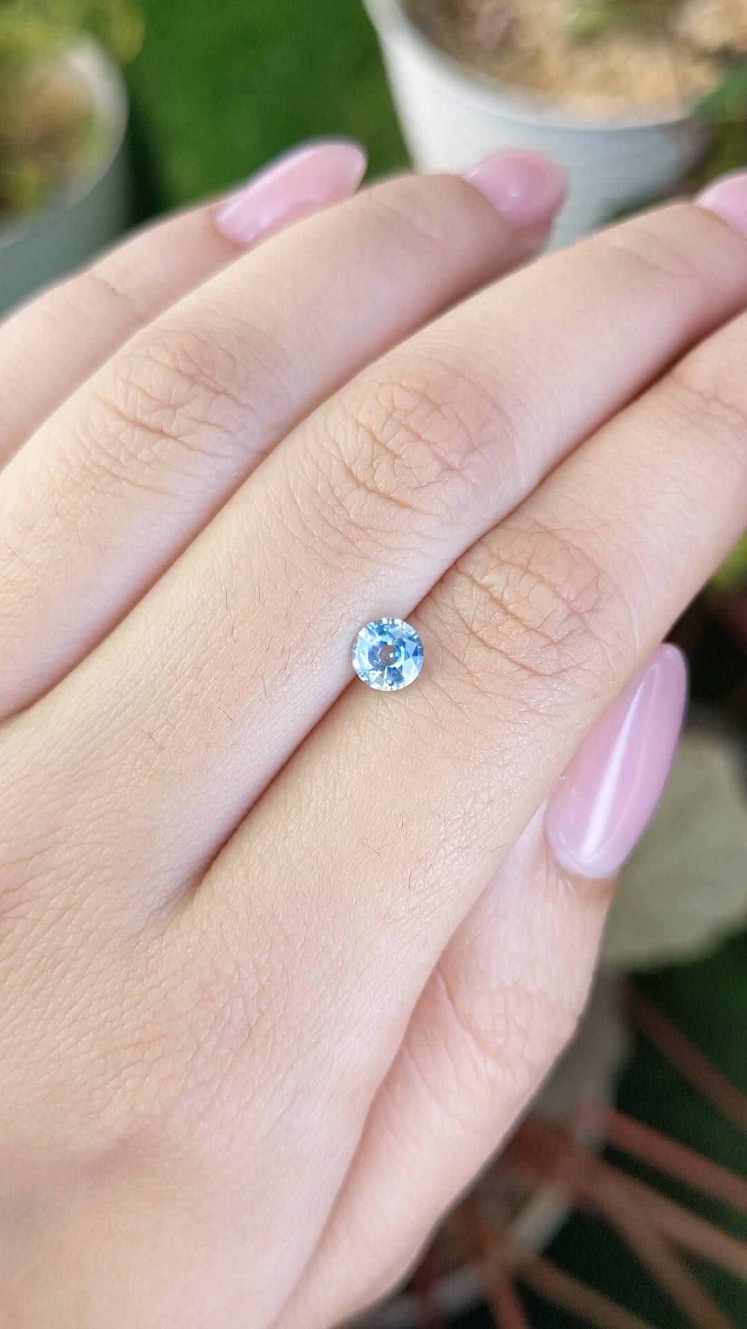 0.66 Ct. Bi Color / Parti Sapphire from Ceylon (Sri Lanka) Size Video