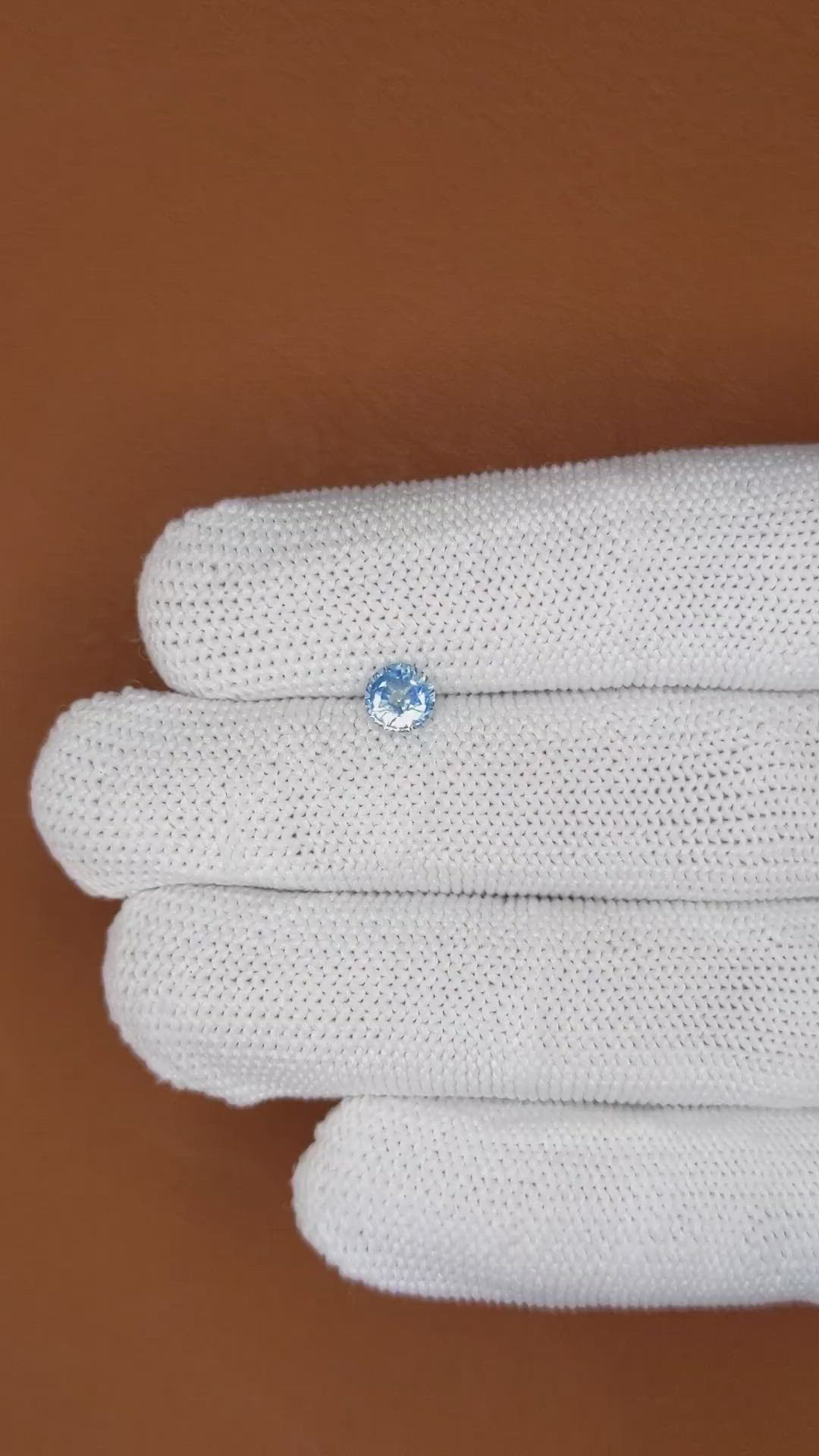 0.66 Ct. Bi Color / Parti Sapphire from Ceylon (Sri Lanka) Size Video