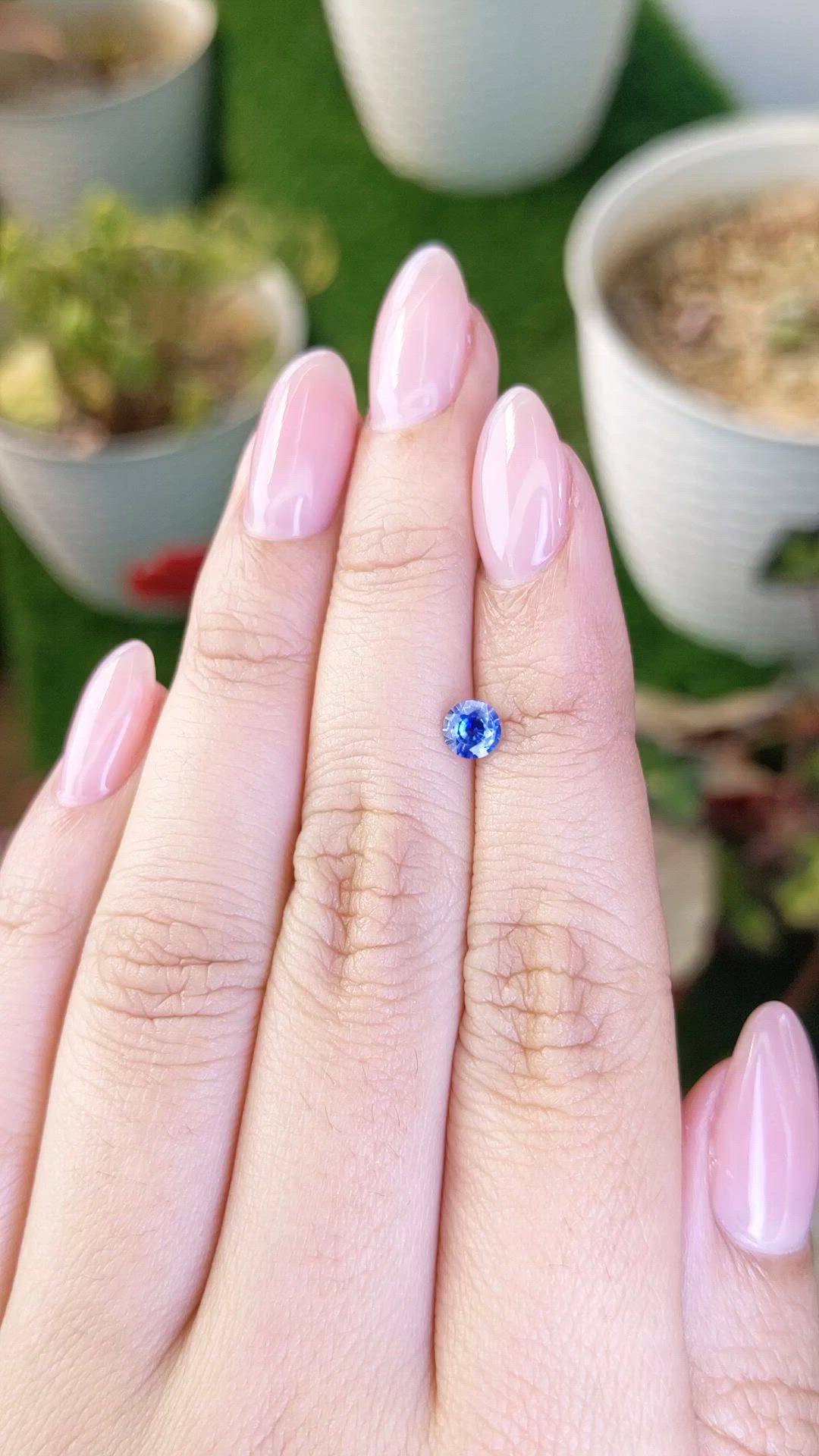 0.41 Ct. Bi Color / Parti Sapphire from Ceylon (Sri Lanka) Size Video