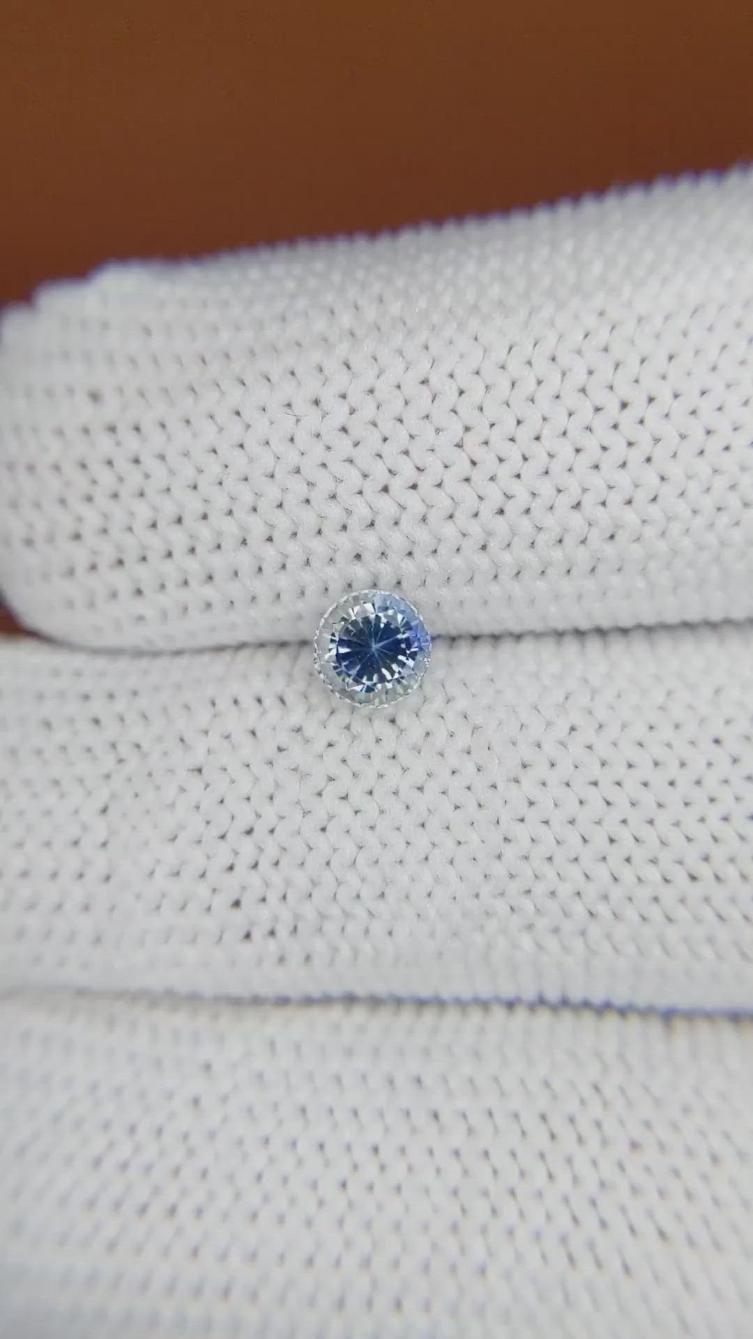 0.59 Ct. Bi Color / Parti Sapphire from Ceylon (Sri Lanka) Size Video