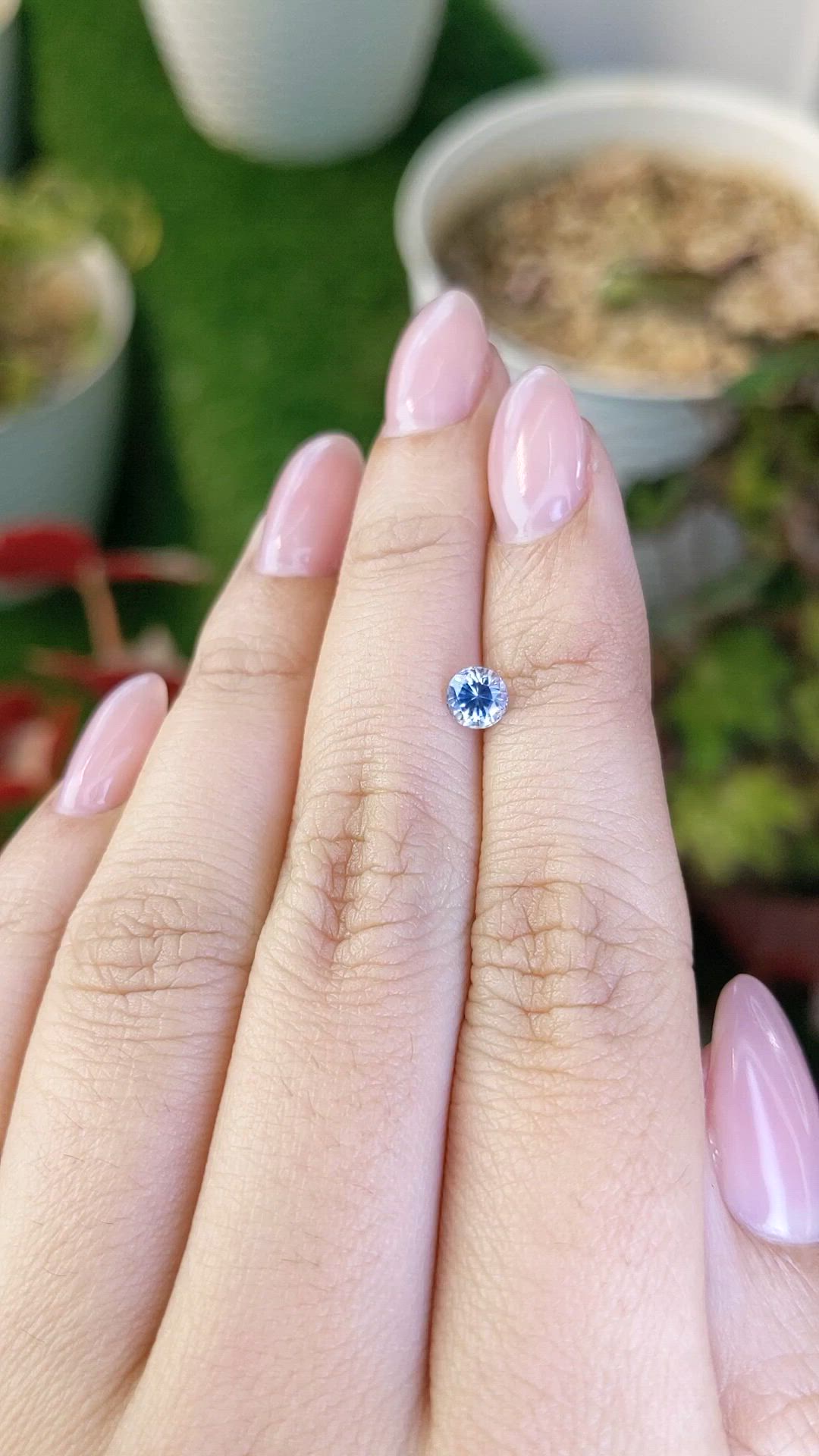 0.59 Ct. Bi Color / Parti Sapphire from Ceylon (Sri Lanka) Size Video