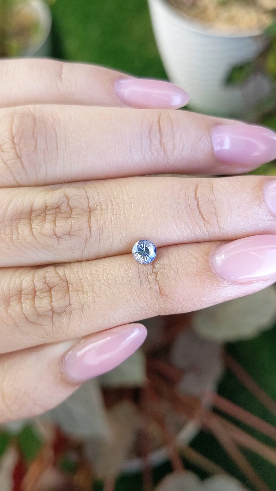 0.46 Ct. Bi Color / Parti Sapphire from Ceylon (Sri Lanka) Size Video