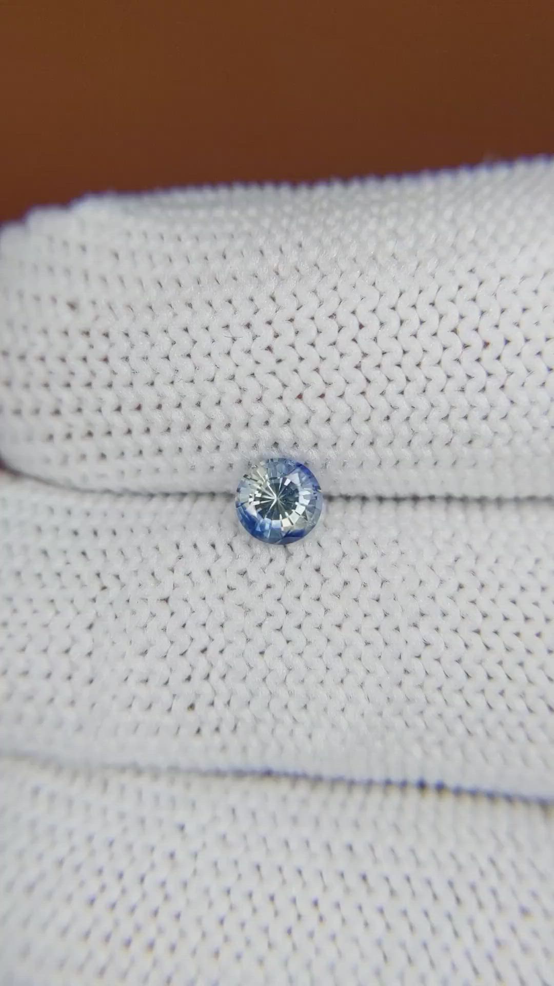 0.46 Ct. Bi Color / Parti Sapphire from Ceylon (Sri Lanka) Size Video