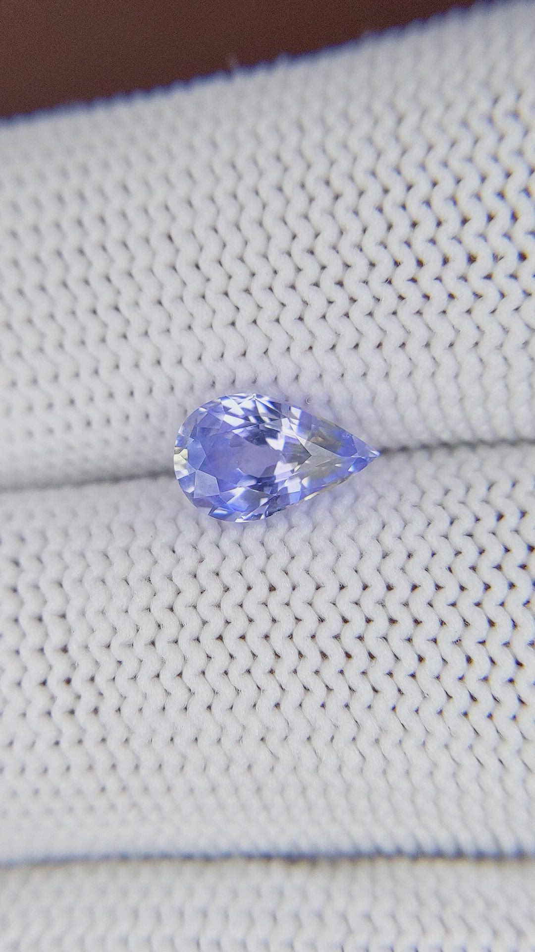 1.35 Ct. Bi Color / Parti Sapphire from Ceylon (Sri Lanka) Size Video