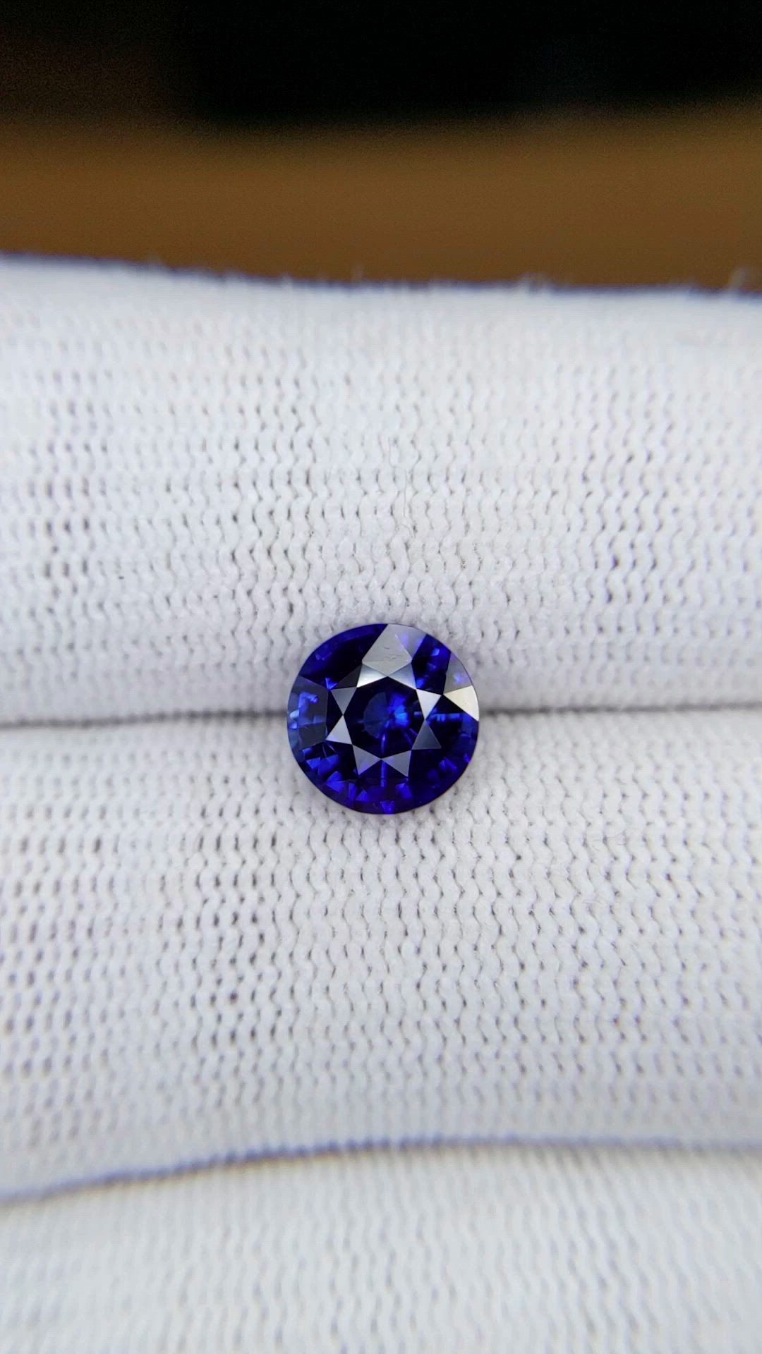 2.19 Ct. Blue Sapphire from Ceylon (Sri Lanka) Size Video