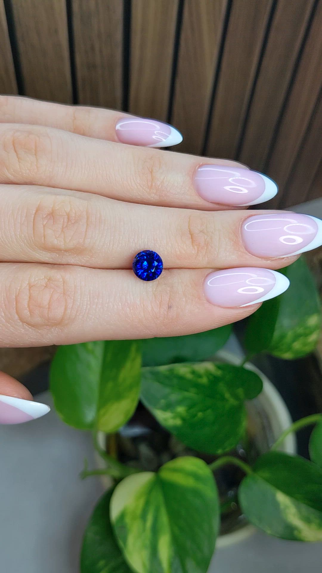 2.22 Ct. Blue Sapphire from Ceylon (Sri Lanka) Size Video