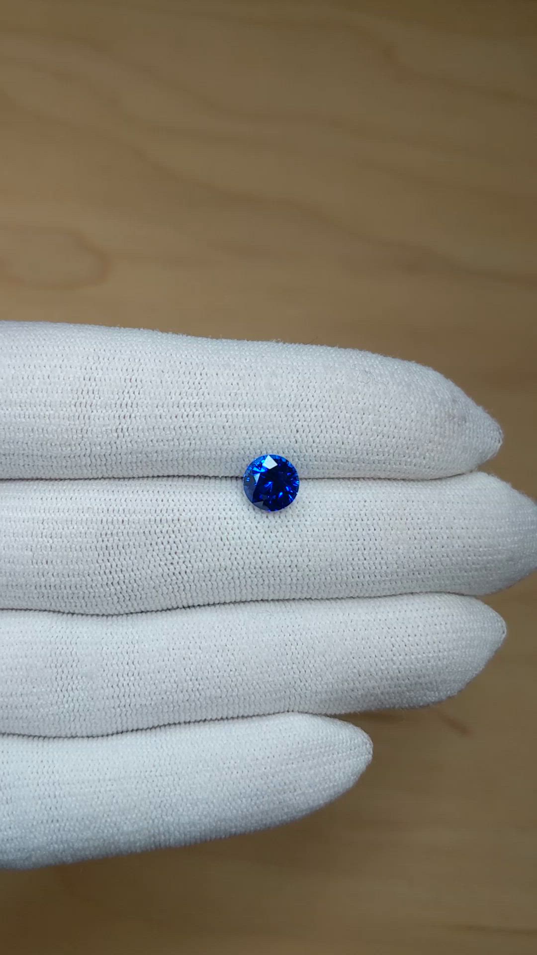 2.22 Ct. Blue Sapphire from Ceylon (Sri Lanka) Size Video