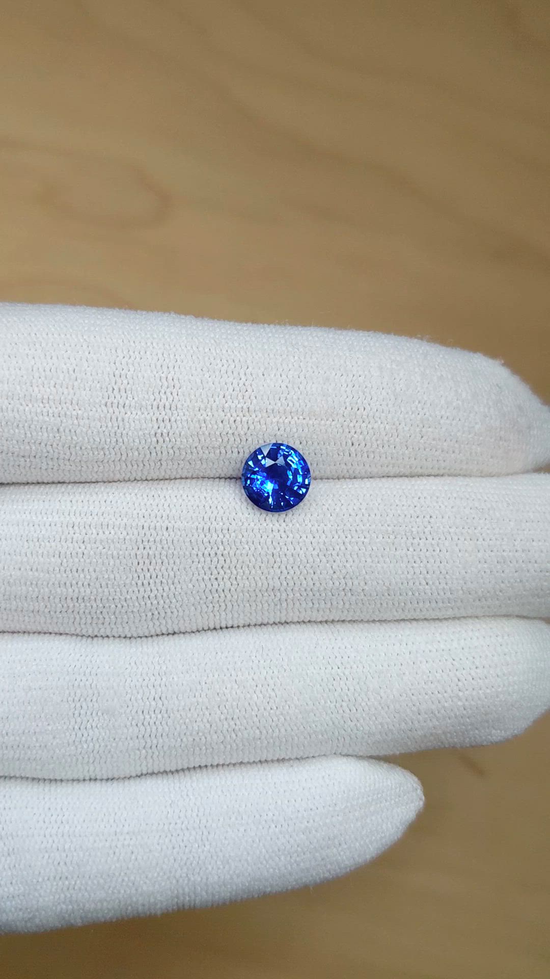 2.09 Ct. Blue Sapphire from Ceylon (Sri Lanka) Size Video