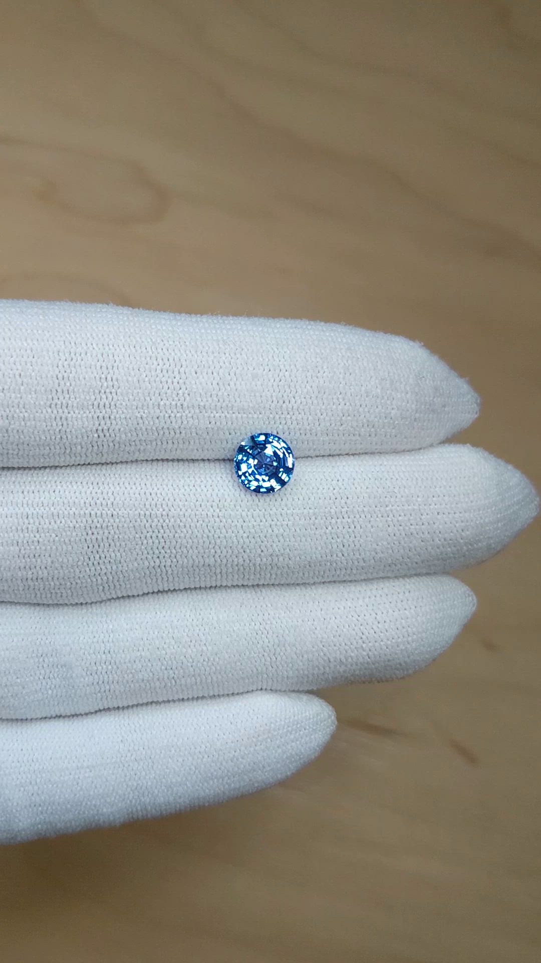 2.04 Ct. Blue Sapphire from Ceylon (Sri Lanka) Size Video
