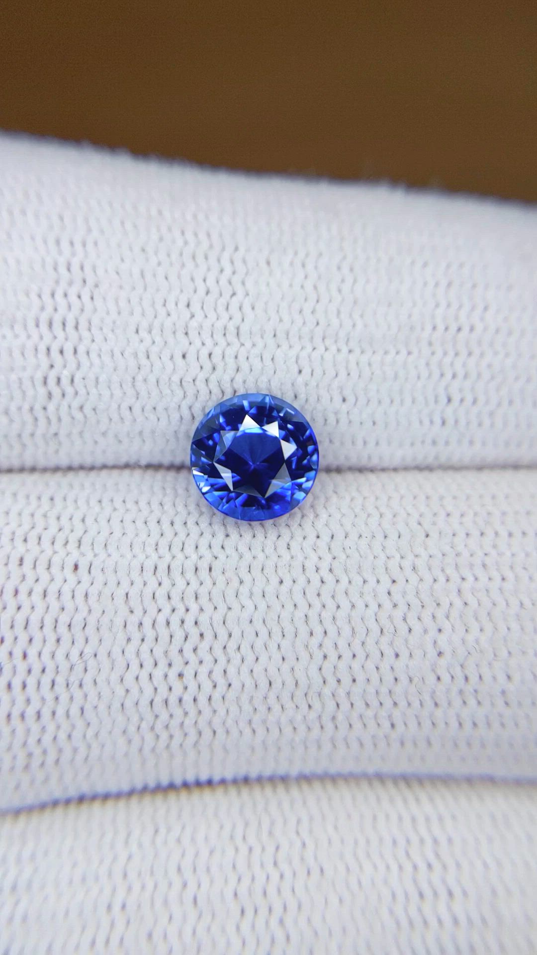 2.01 Ct. Blue Sapphire from Ceylon (Sri Lanka) Size Video
