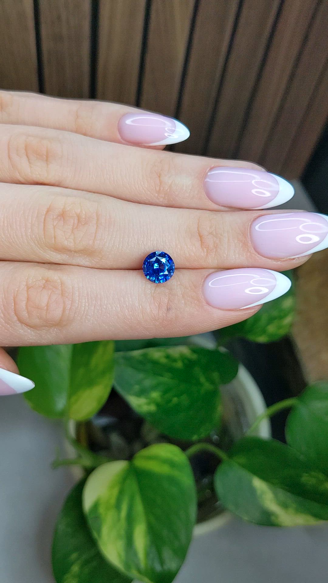 2.21 Ct. Blue Sapphire from Ceylon (Sri Lanka) Size Video