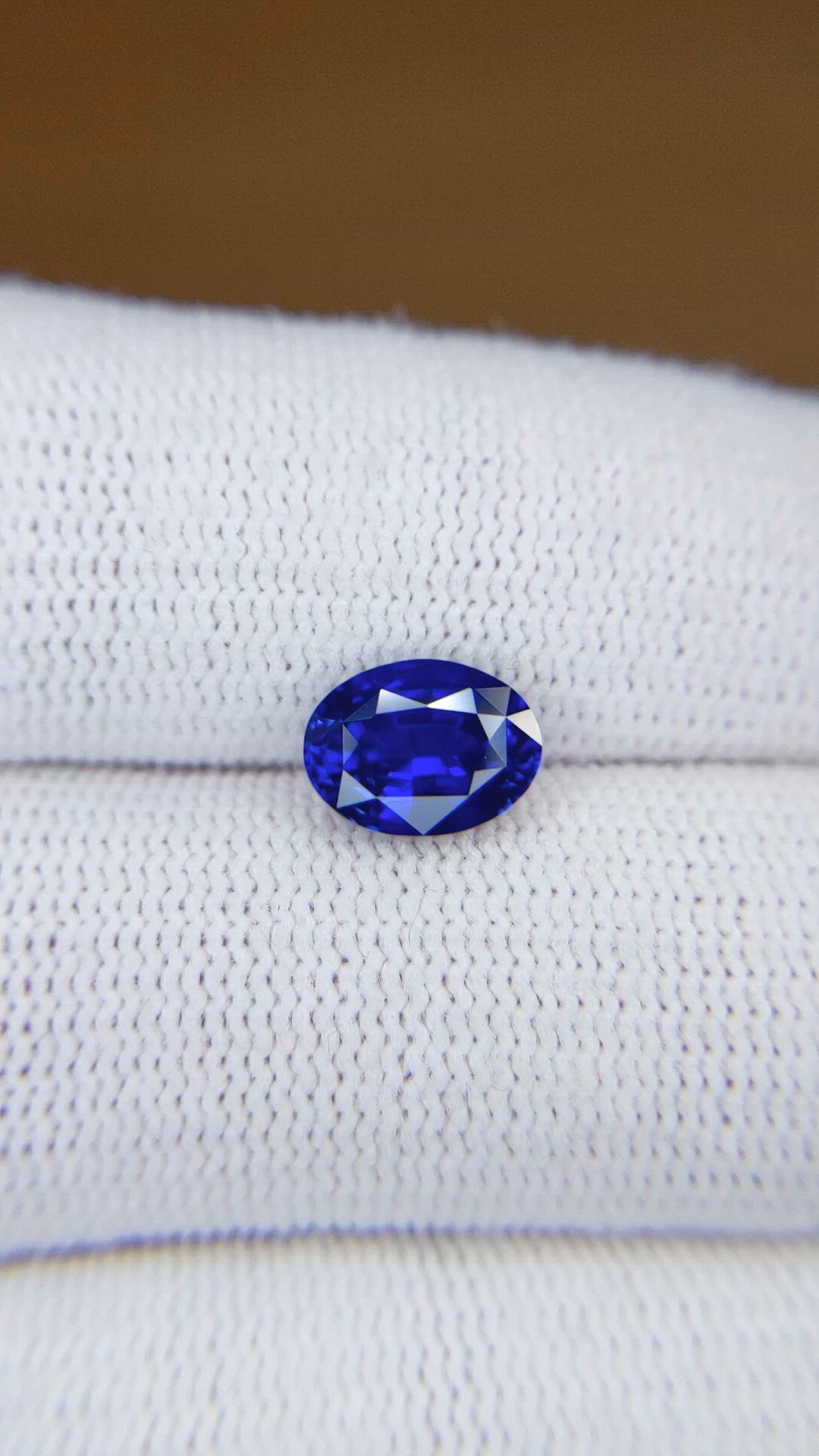 2.08 Ct. Blue Sapphire from Ceylon (Sri Lanka) Size Video