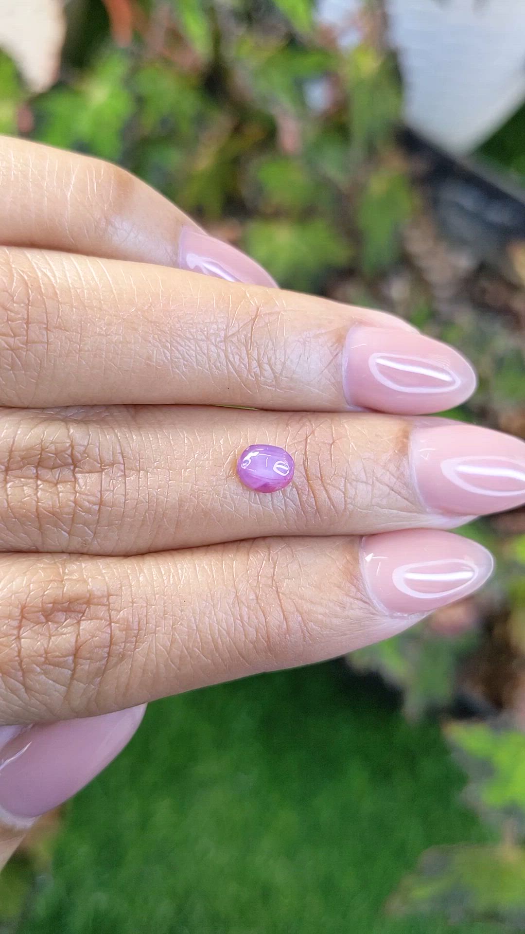 0.82 Ct. Pinkish Purple Star Sapphire from Ceylon (Sri Lanka) Size Video
