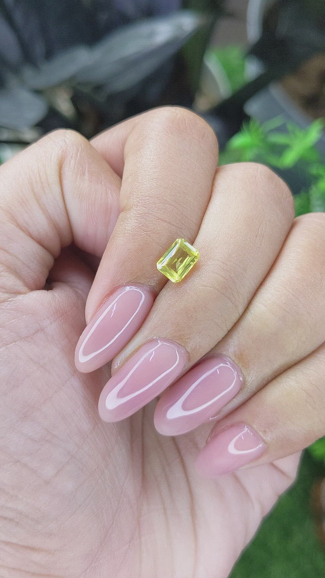 1.01 Ct. Yellow Sapphire from Tanzania Size Video