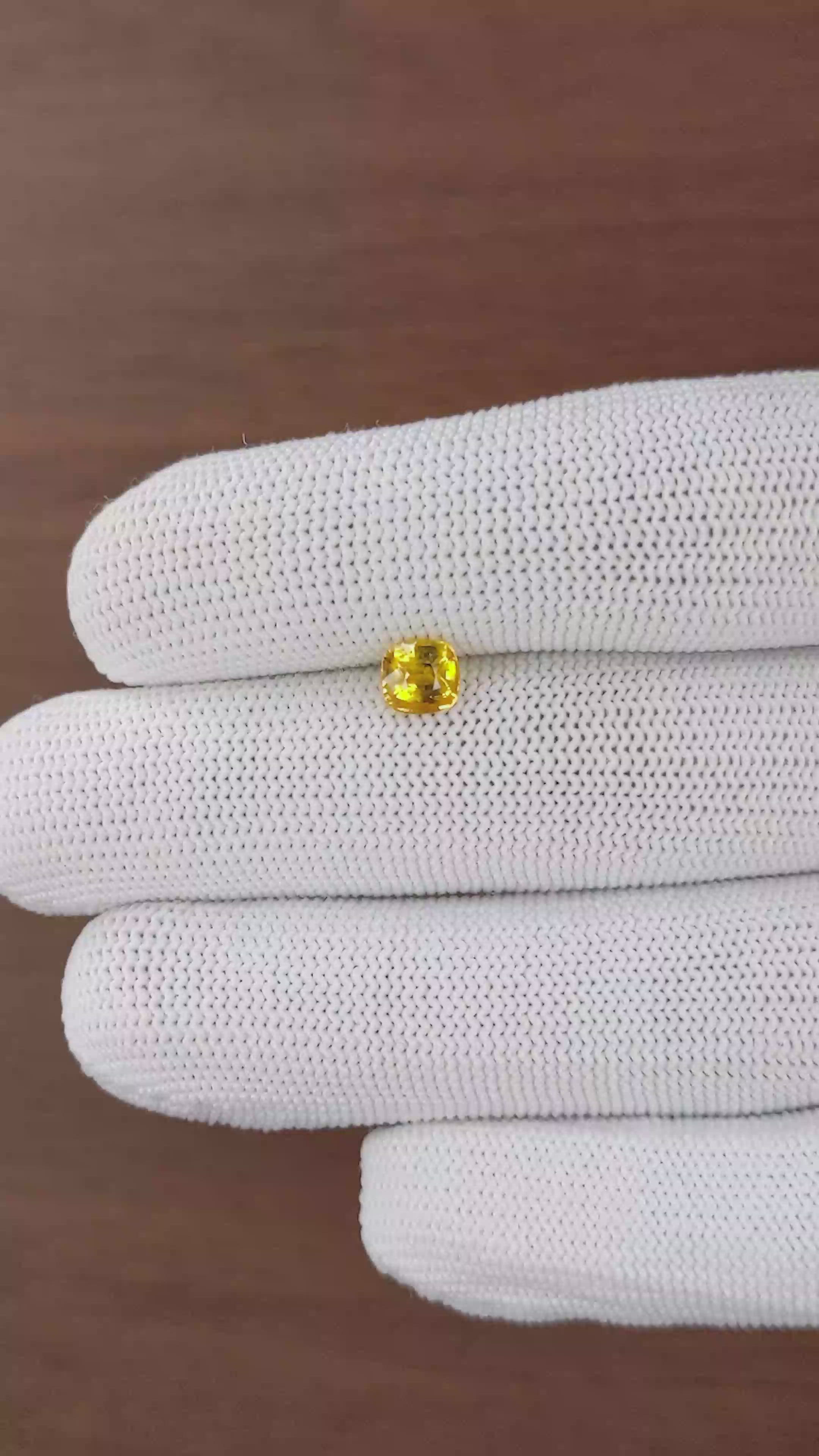 1.04 Ct. Yellow Sapphire from Ceylon (Sri Lanka) Size Video